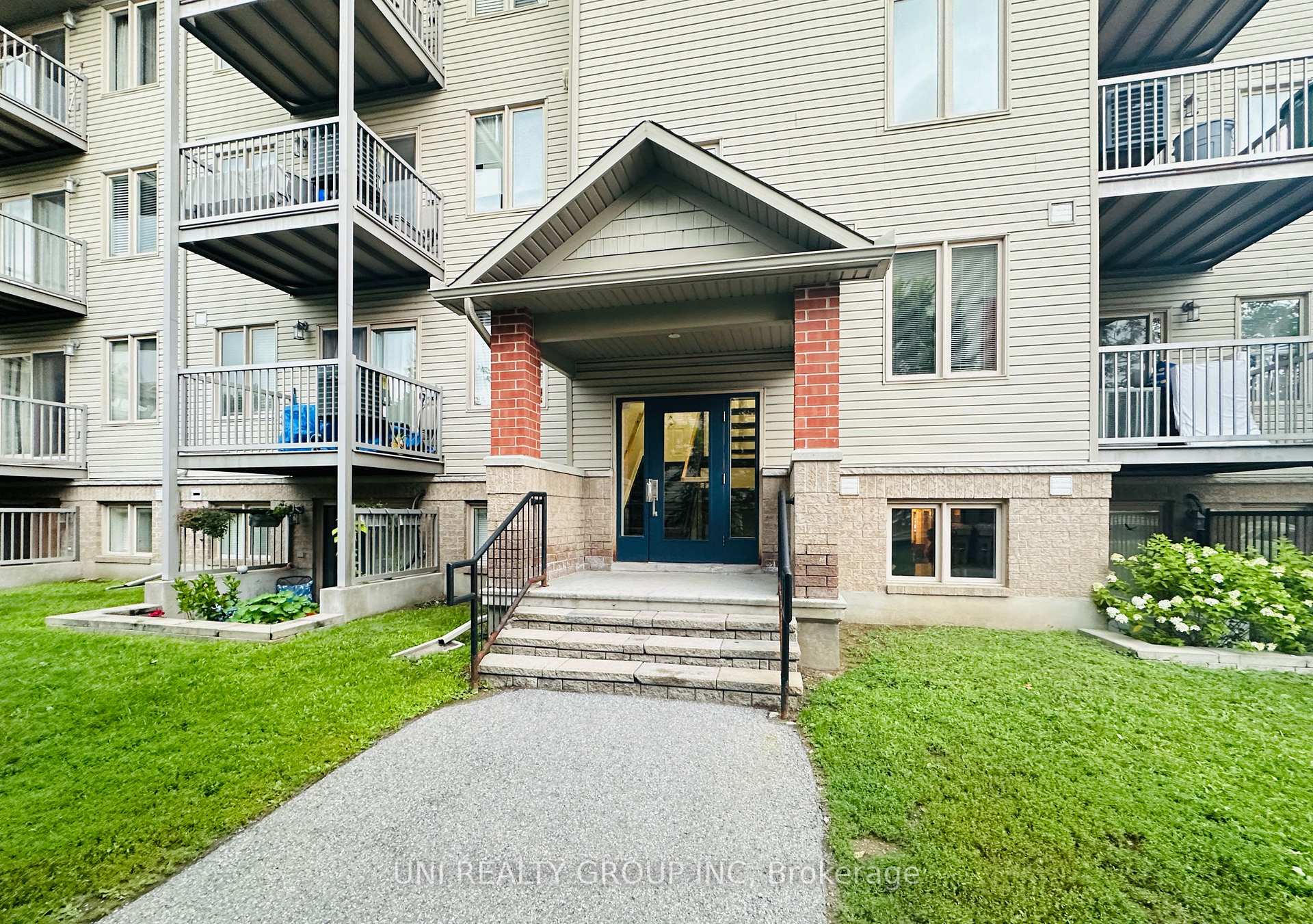 Photo 4 of Unit 6, 38 Barnstone Drive, Ottawa, Barrhaven East — HOMEH