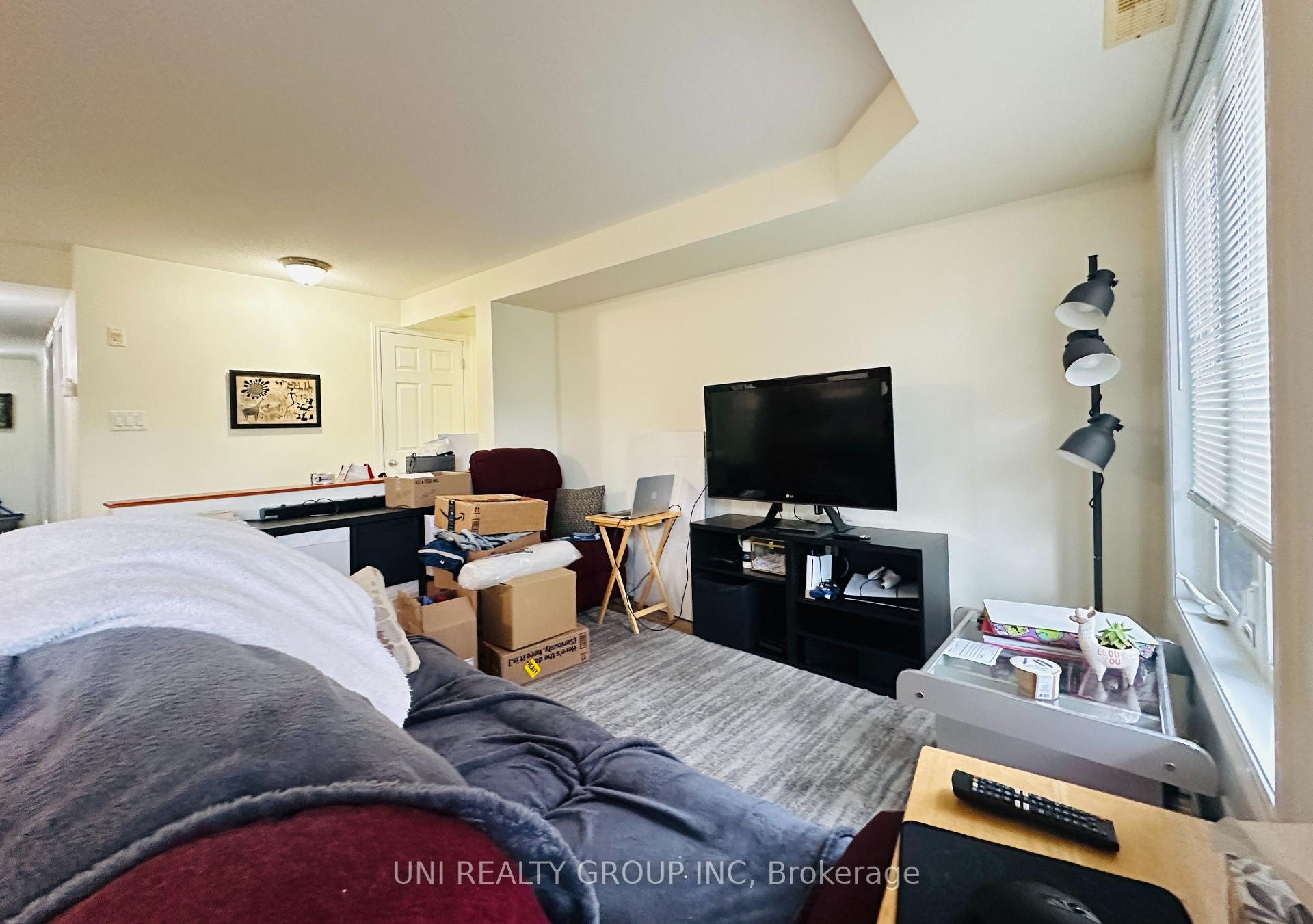Photo 10 of Unit 6, 38 Barnstone Drive, Ottawa, Barrhaven East — HOMEH