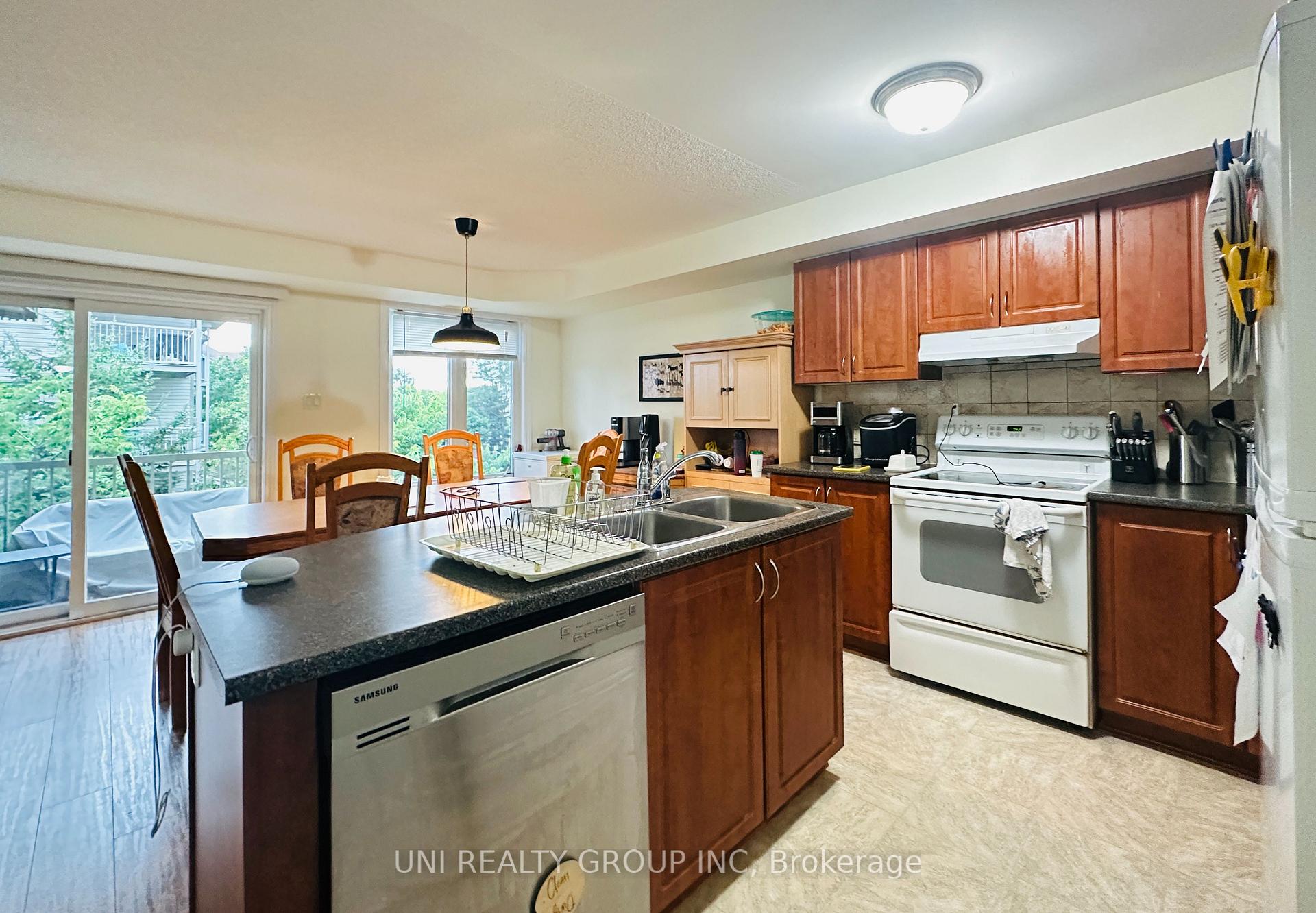 Photo 13 of Unit 6, 38 Barnstone Drive, Ottawa, Barrhaven East — HOMEH