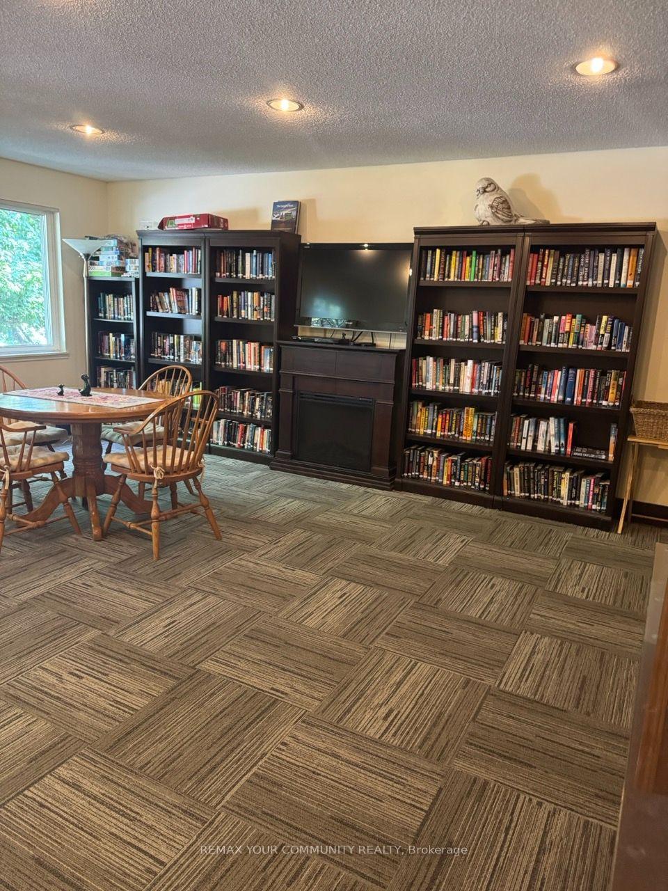 Photo 12 of Unit 104, 111 Grew Boulevard, Georgina, Sutton & Jackson's Point — HOMEH