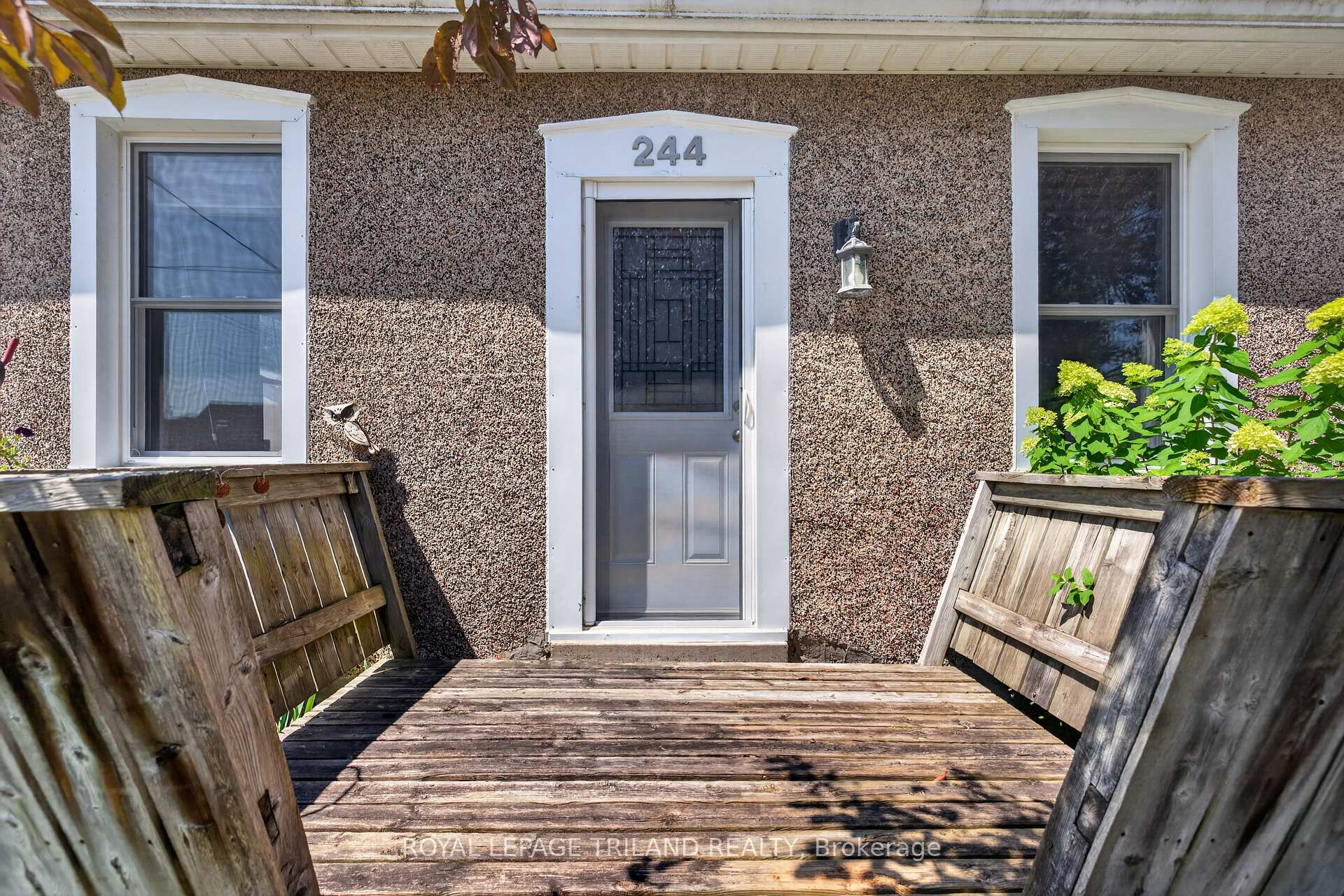Photo 4 of 244 West Street, Central Elgin, Belmont — HOMEH