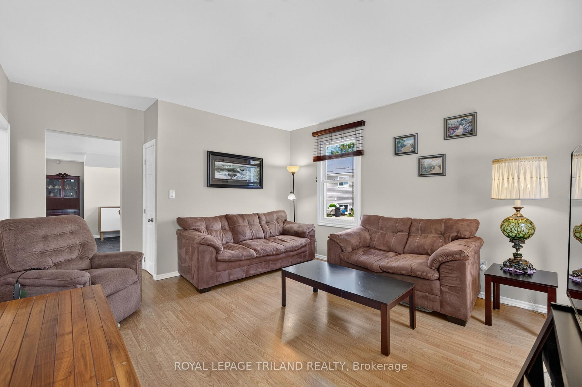 Photo 5 of 244 West Street, Central Elgin, Belmont — HOMEH