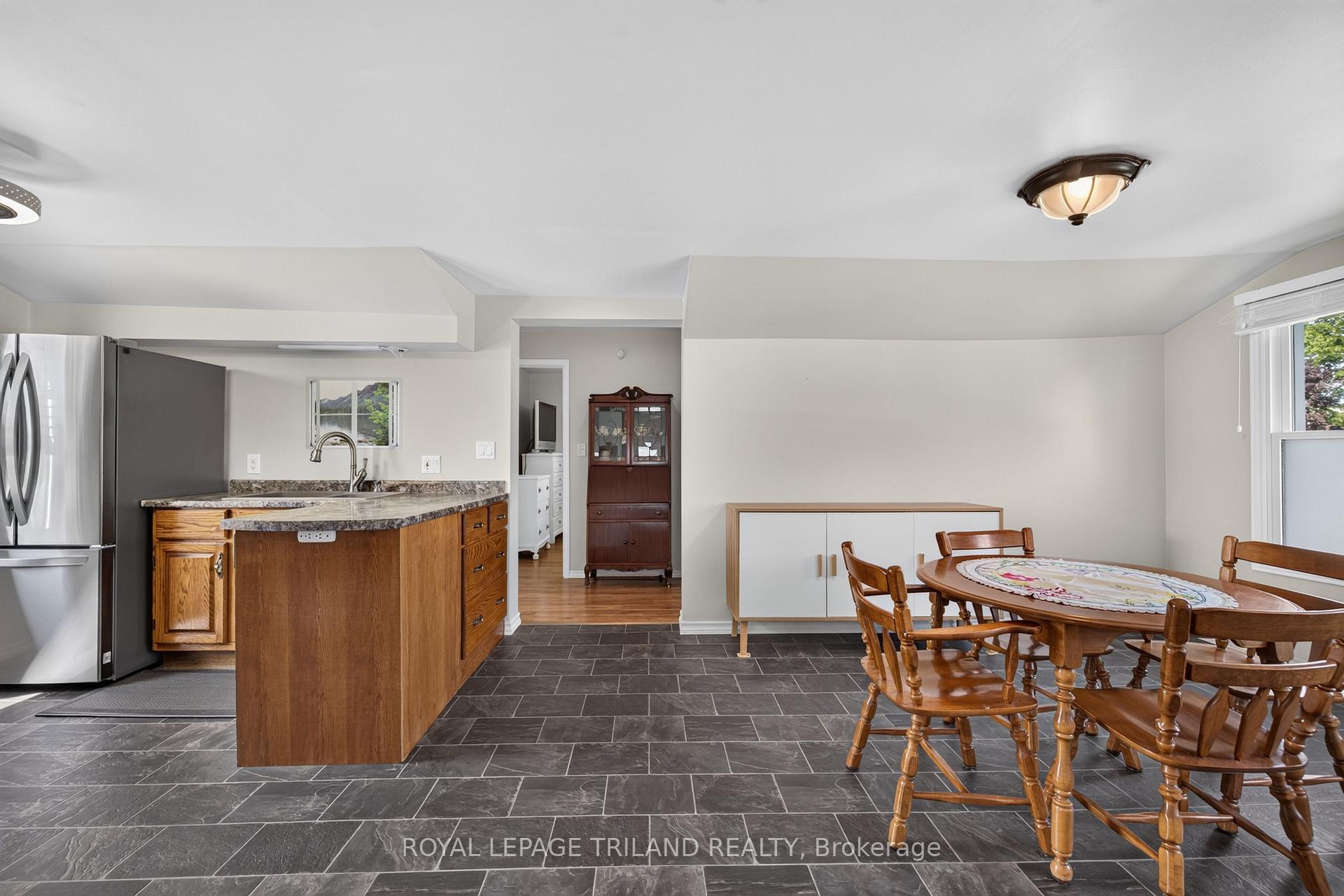 Photo 8 of 244 West Street, Central Elgin, Belmont — HOMEH