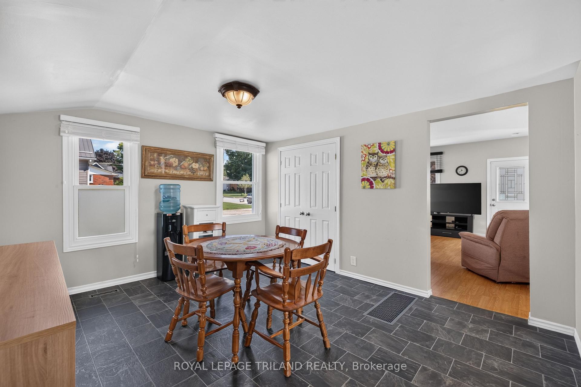 Photo 10 of 244 West Street, Central Elgin, Belmont — HOMEH