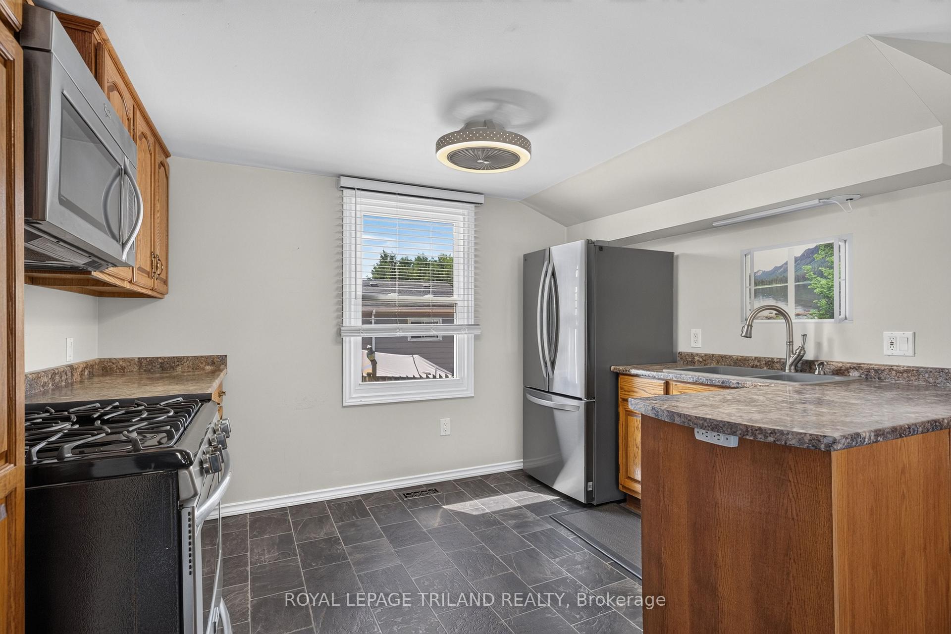 Photo 11 of 244 West Street, Central Elgin, Belmont — HOMEH