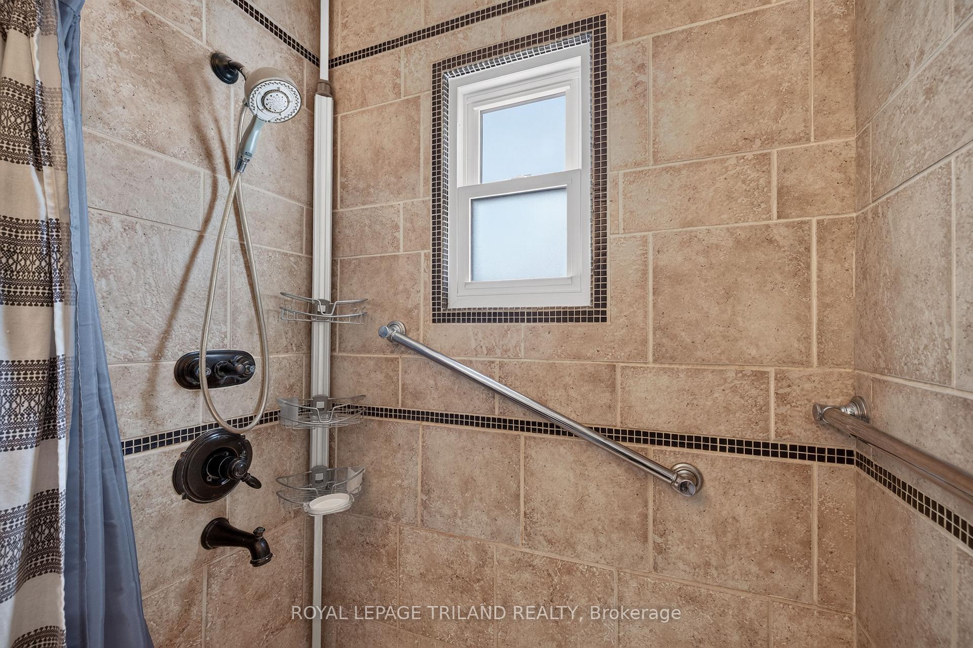 Photo 23 of 244 West Street, Central Elgin, Belmont — HOMEH
