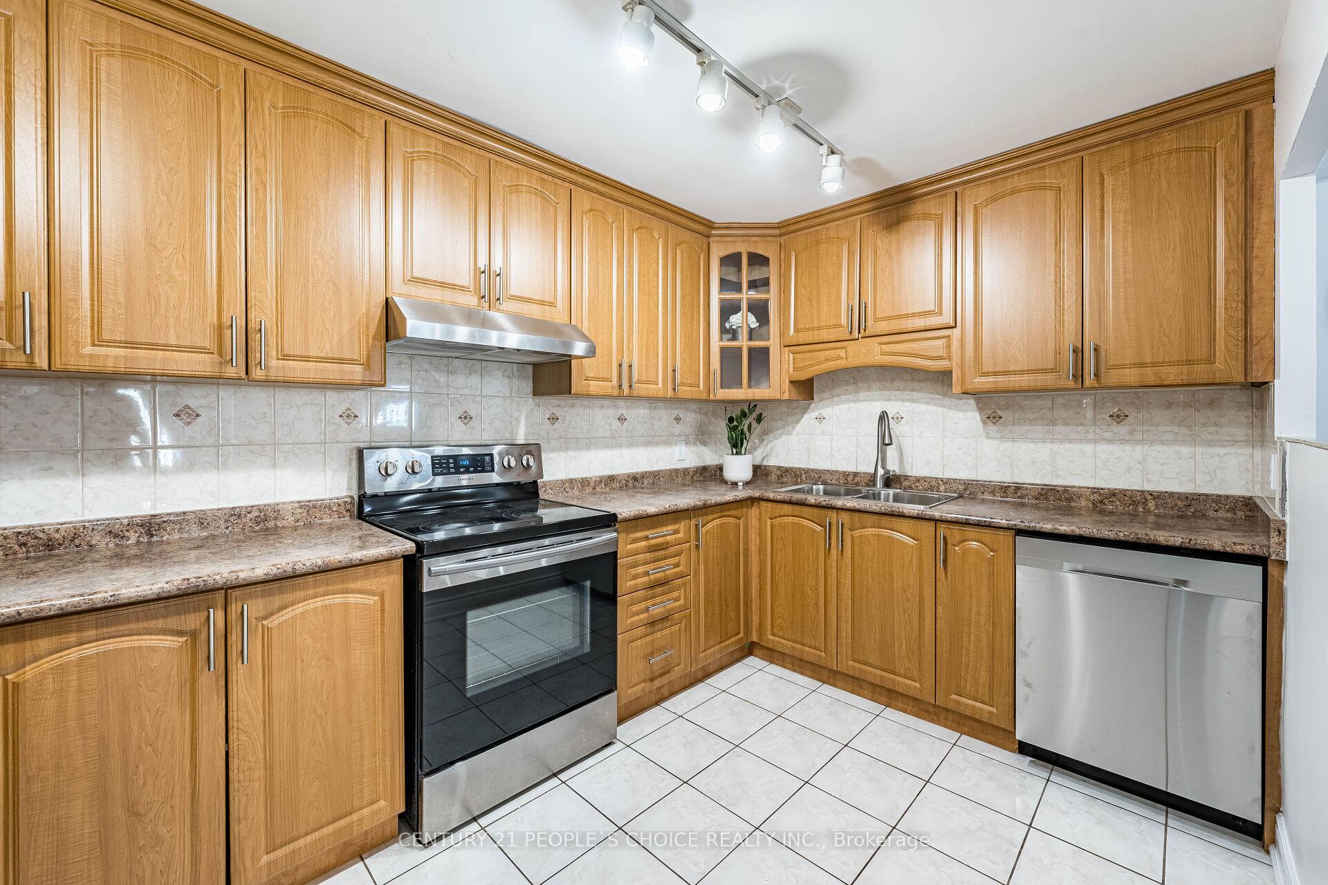 Photo 14 of Unit 1602, 195 Wynford Drive, Toronto, Flemingdon Park — HOMEH