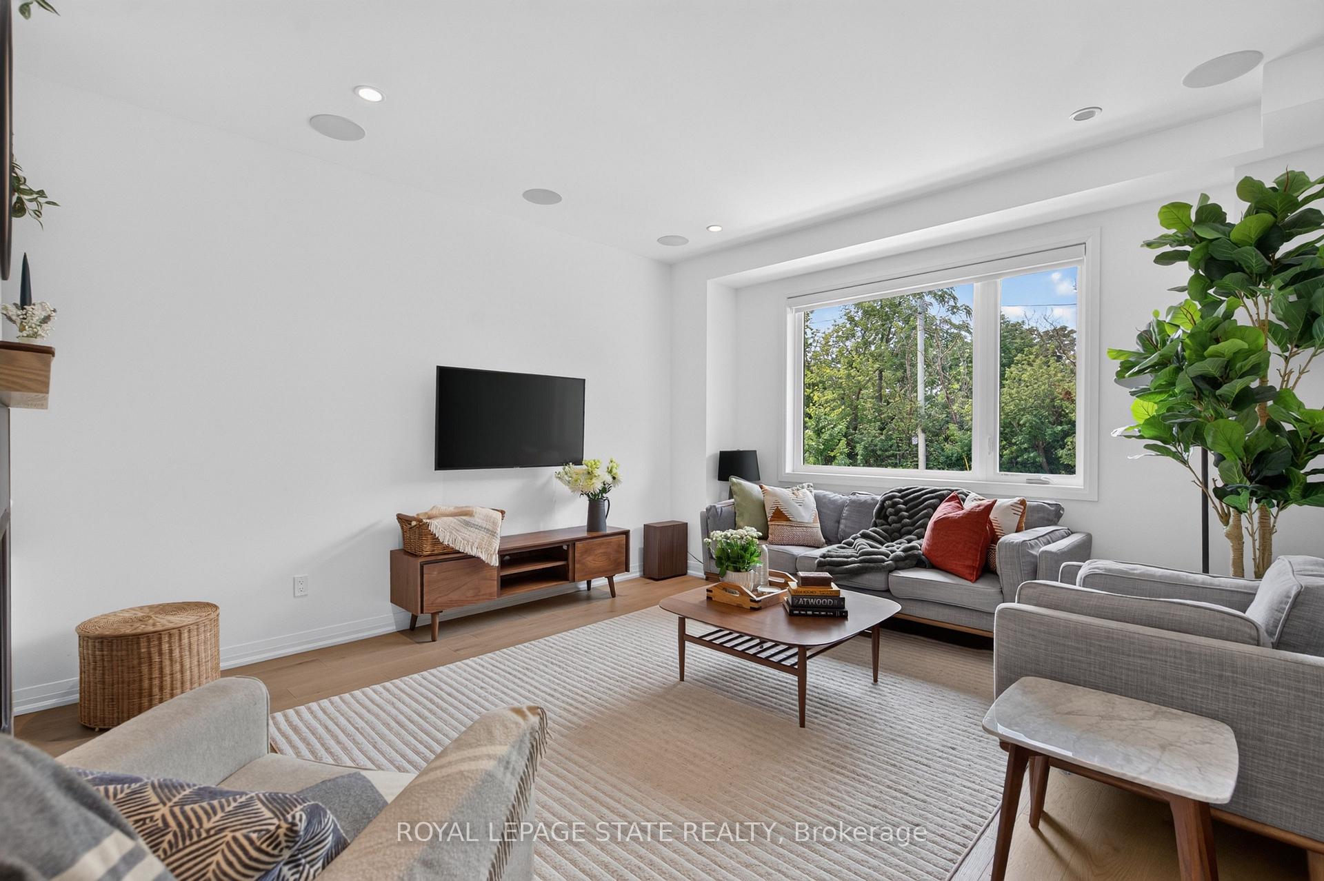 Photo 5 of 206 Canada Street, Hamilton, Kirkendall — HOMEH