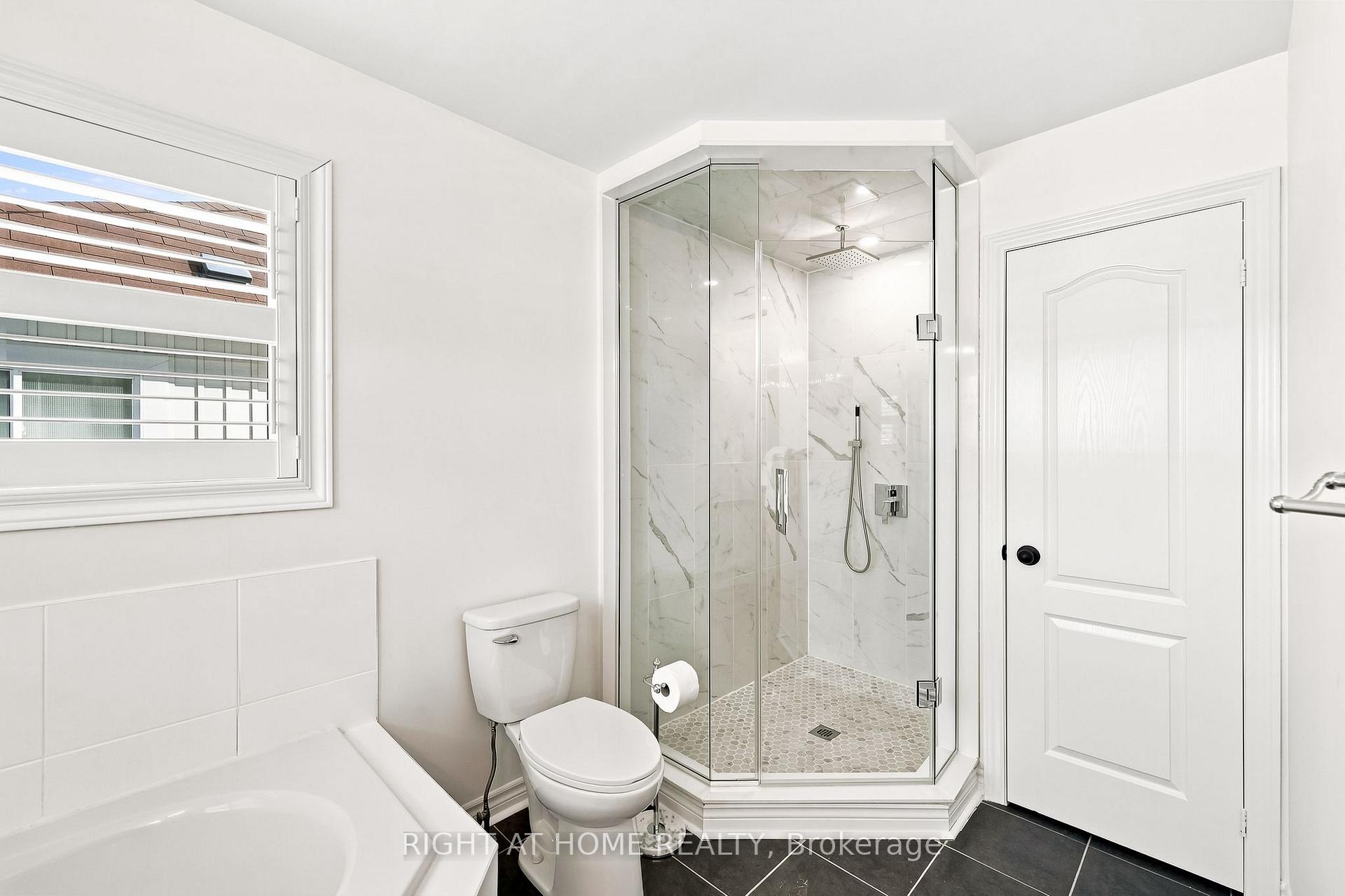 Photo 23 of 179 Cachet Boulevard, Whitby, Brooklin — HOMEH