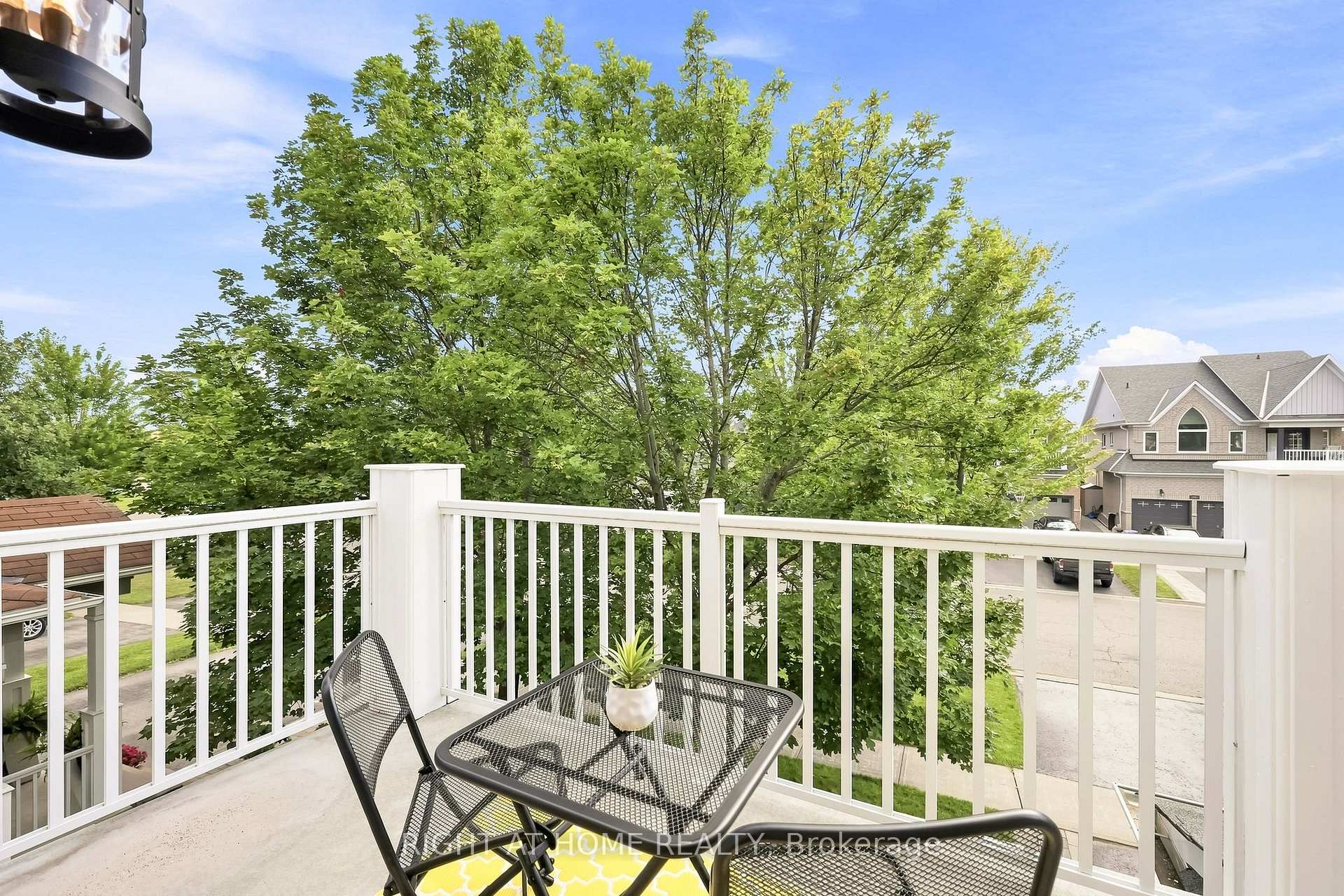Photo 32 of 179 Cachet Boulevard, Whitby, Brooklin — HOMEH