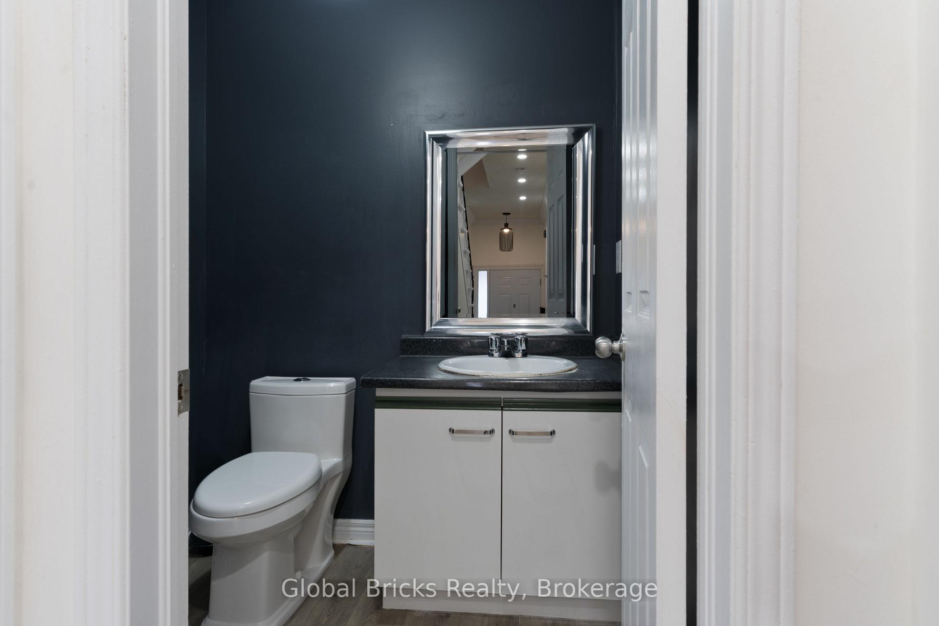 Photo 15 of 85 Millstone Drive, Brampton, Fletcher's Creek South — HOMEH