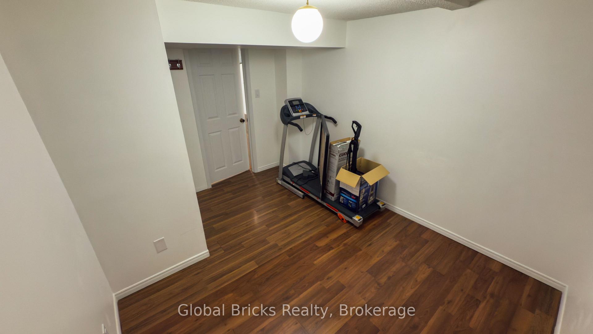 Photo 29 of 85 Millstone Drive, Brampton, Fletcher's Creek South — HOMEH