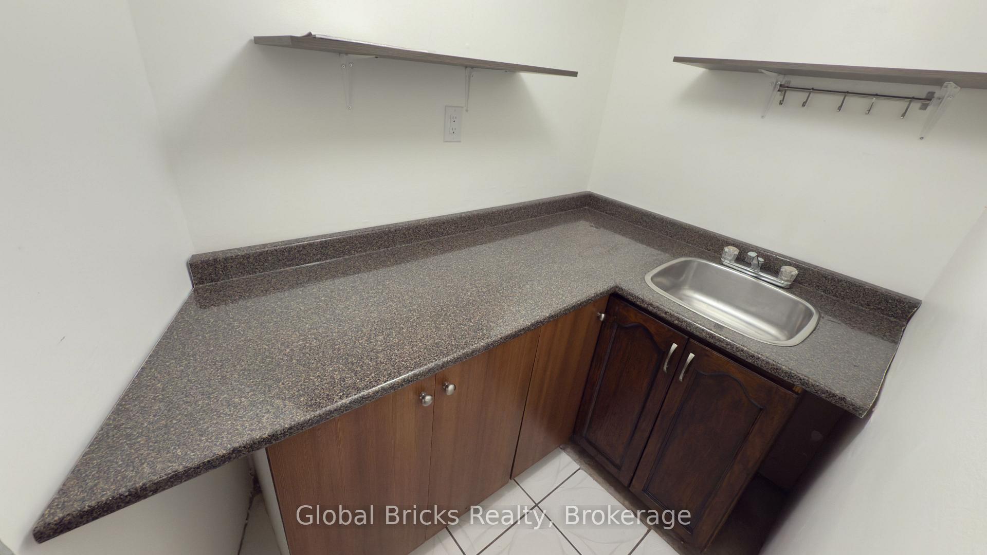 Photo 30 of 85 Millstone Drive, Brampton, Fletcher's Creek South — HOMEH