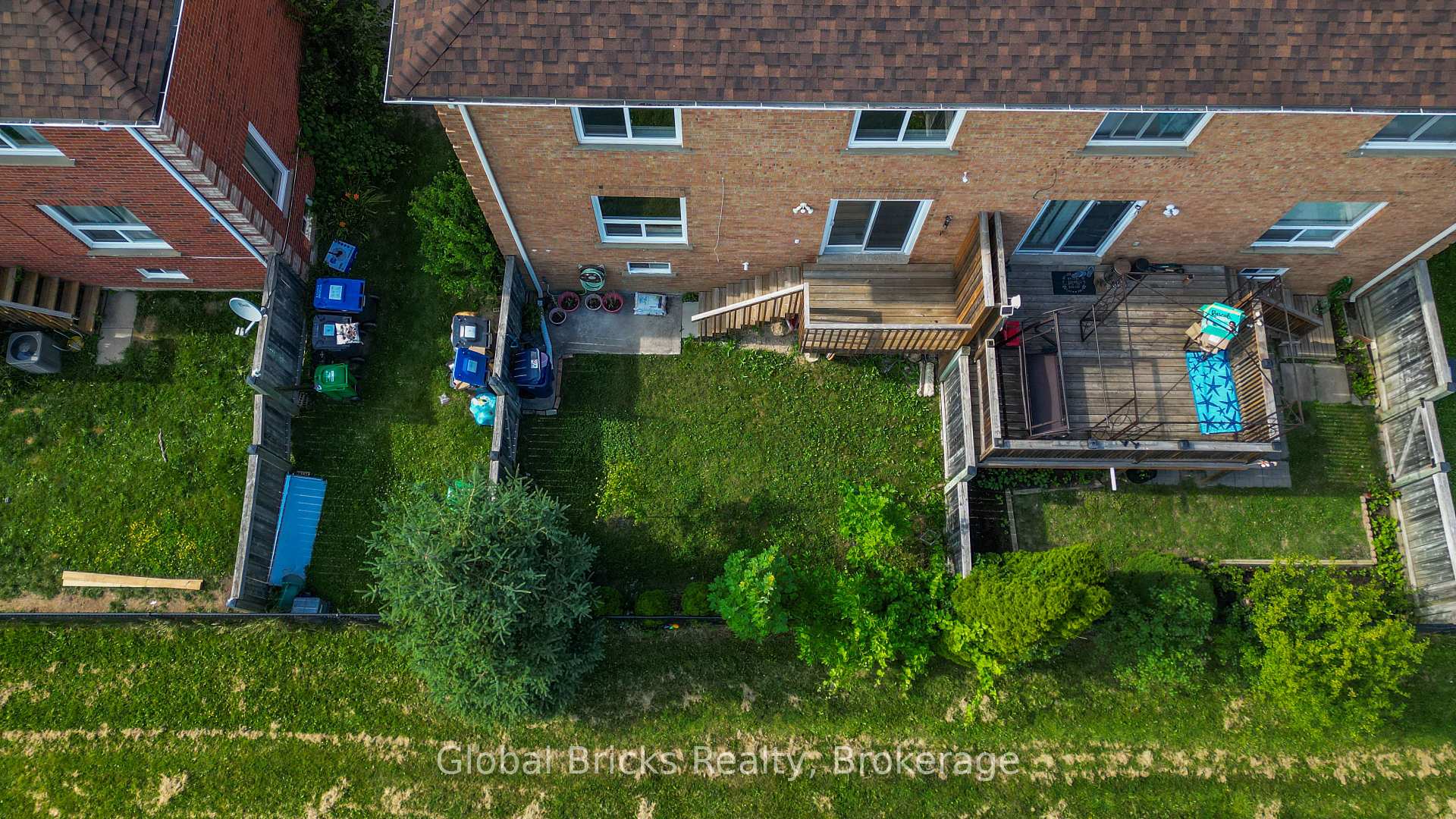 Photo 36 of 85 Millstone Drive, Brampton, Fletcher's Creek South — HOMEH