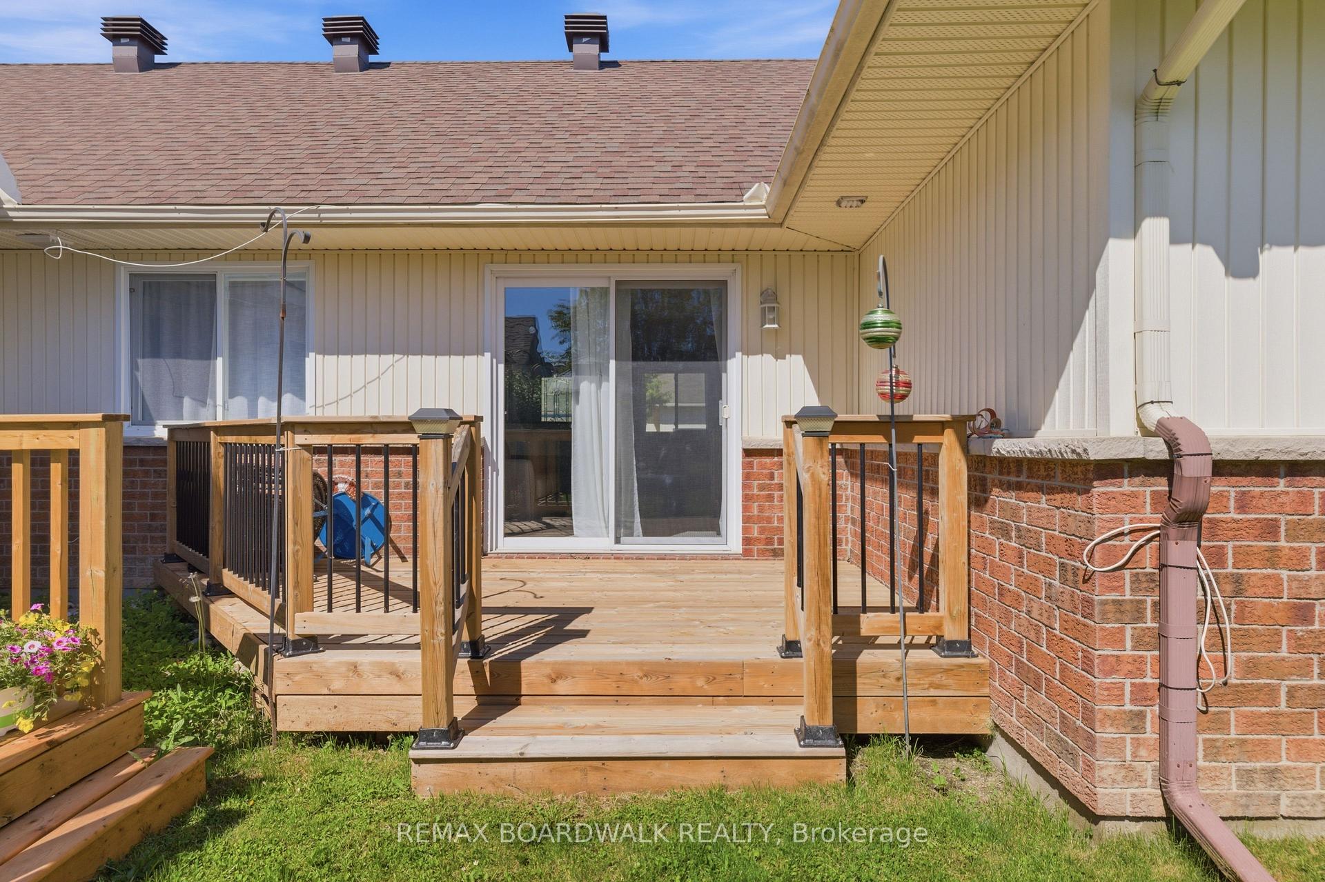 Photo 22 of 206 Oak Leaf Private, Ottawa, Richmond — HOMEH
