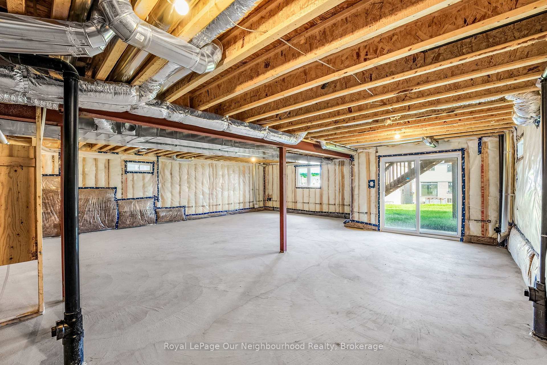 Photo 45 of 1066 Denton Drive, Cobourg — HOMEH