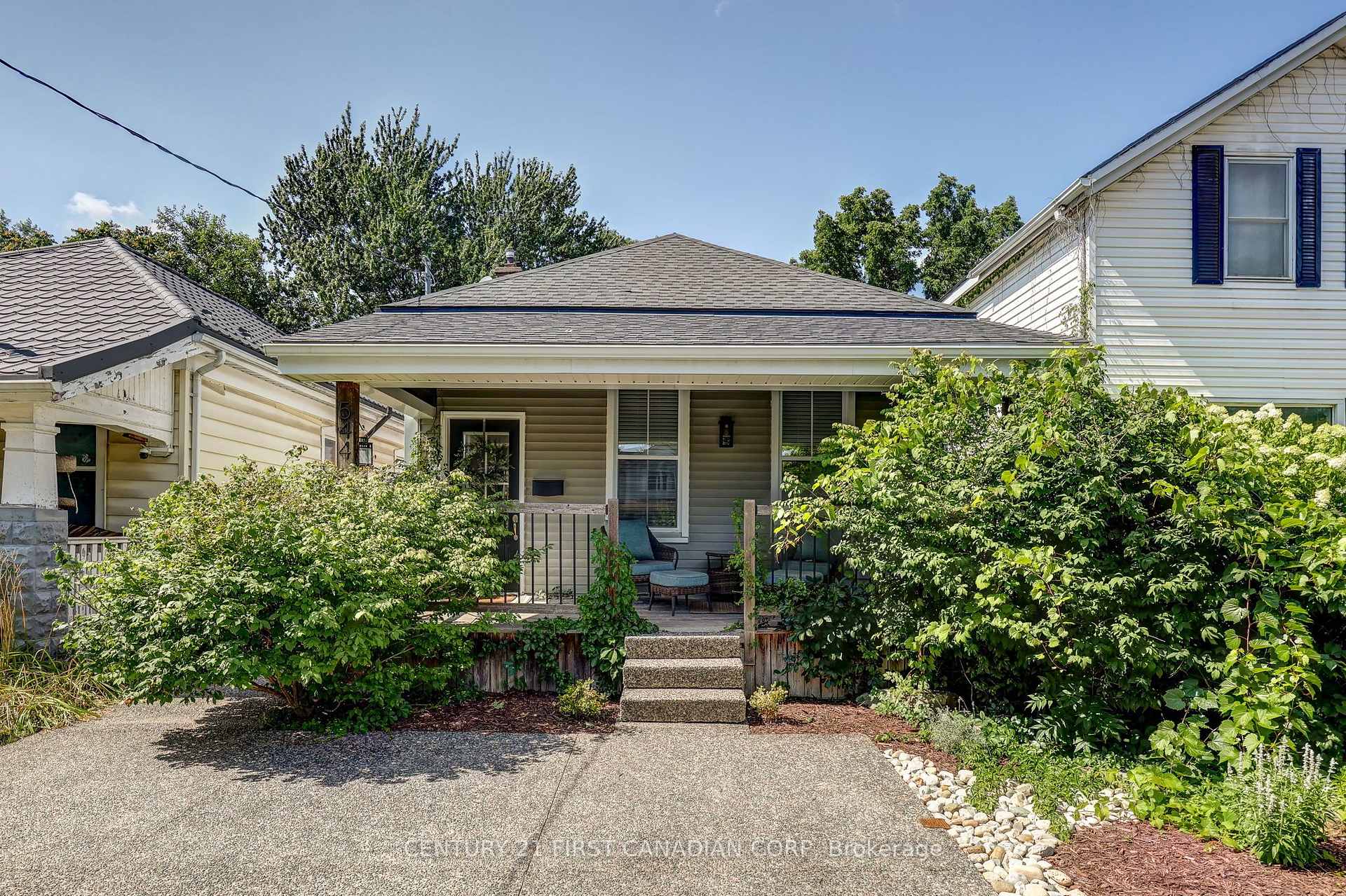 Photo of 544 Pall Mall Street
