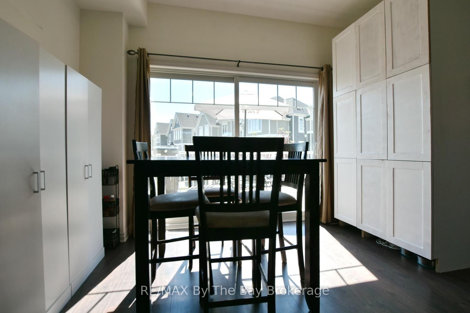 Photo 23 of 16 Village Gate Drive, Wasaga Beach — HOMEH