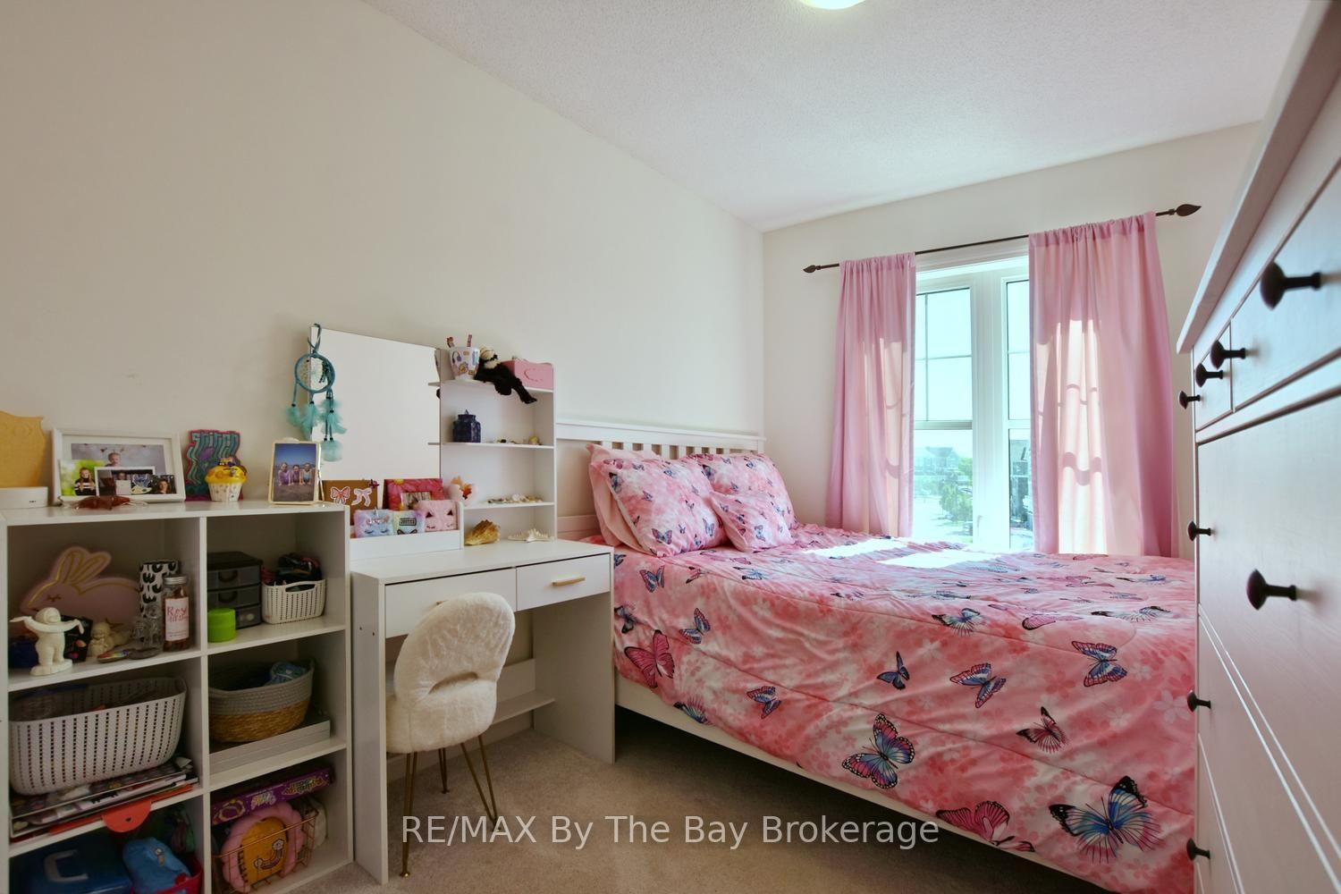 Photo 38 of 16 Village Gate Drive, Wasaga Beach — HOMEH