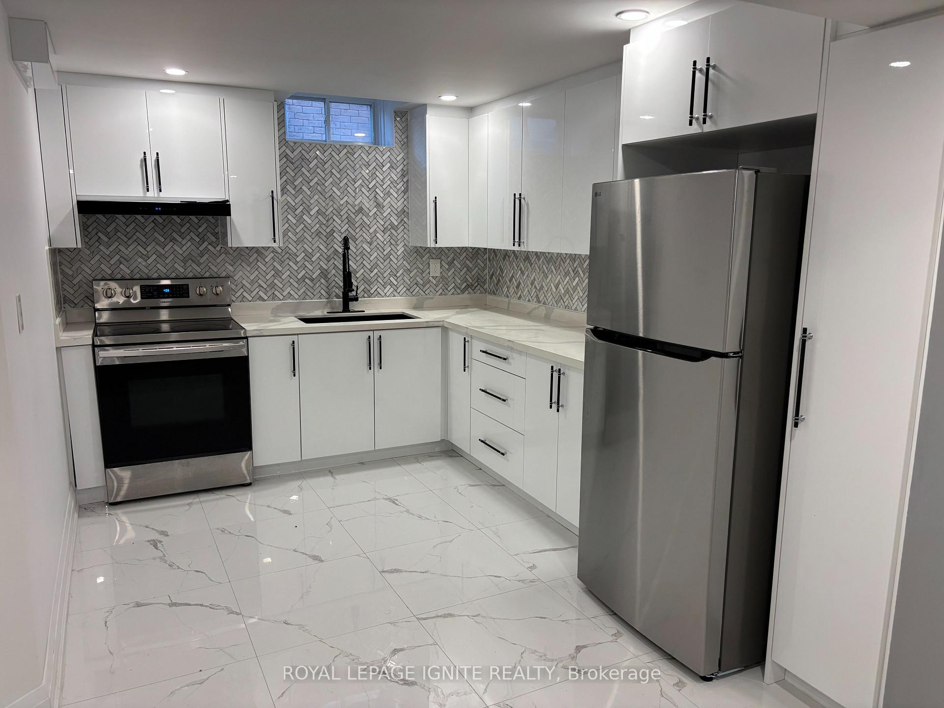 Photo 1 of 308 Callaghan Crescent, Oakville, River Oaks — HOMEH