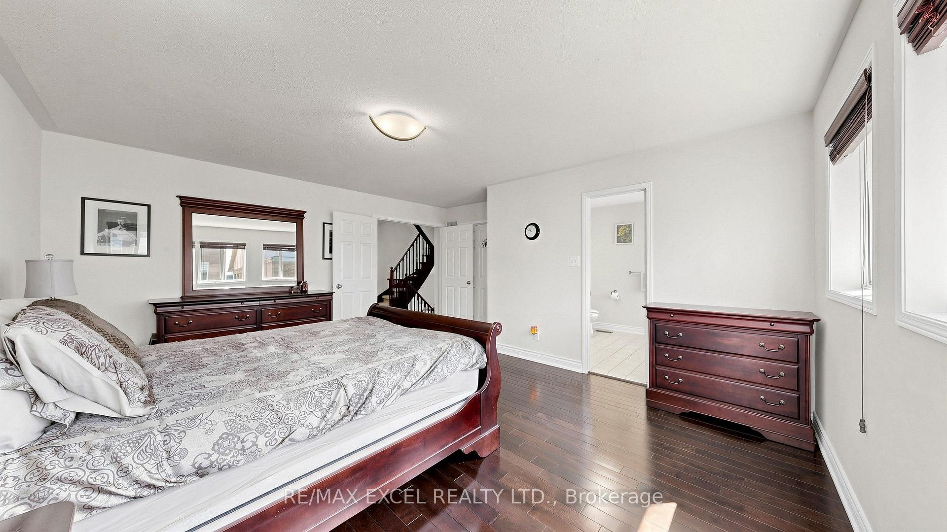 Photo 23 of 29 Bentwood Crescent, Vaughan, Patterson — HOMEH