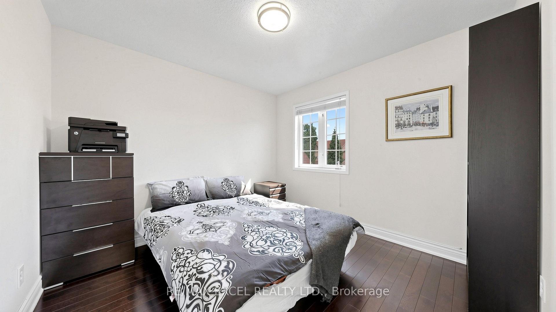 Photo 28 of 29 Bentwood Crescent, Vaughan, Patterson — HOMEH