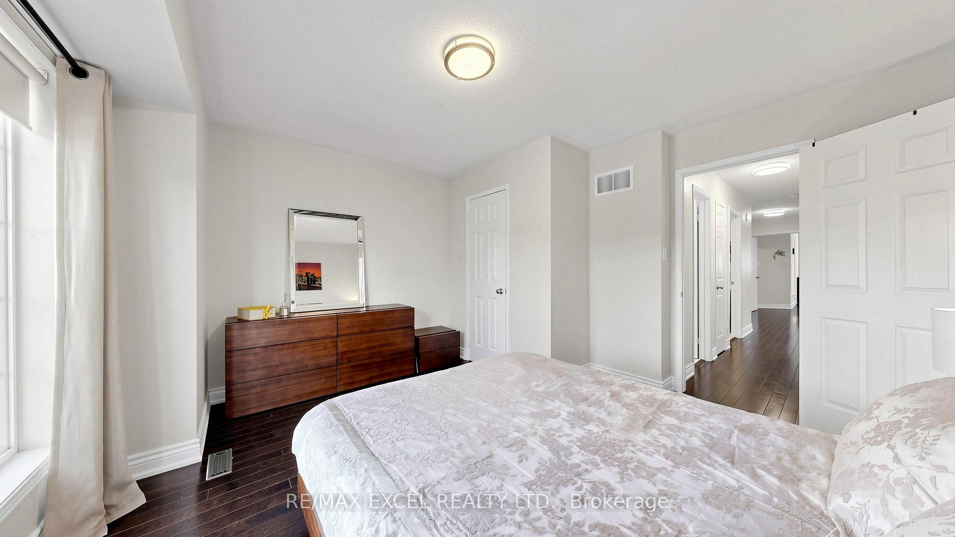 Photo 31 of 29 Bentwood Crescent, Vaughan, Patterson — HOMEH