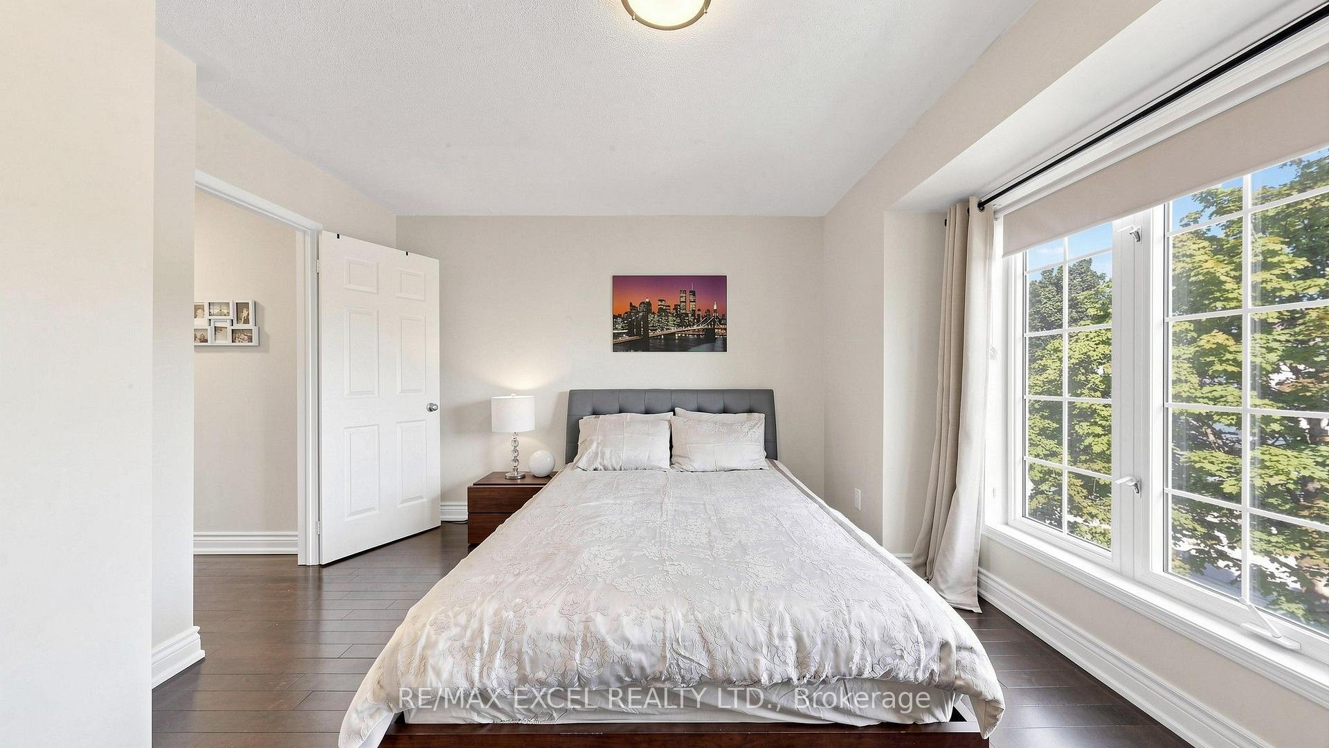 Photo 32 of 29 Bentwood Crescent, Vaughan, Patterson — HOMEH