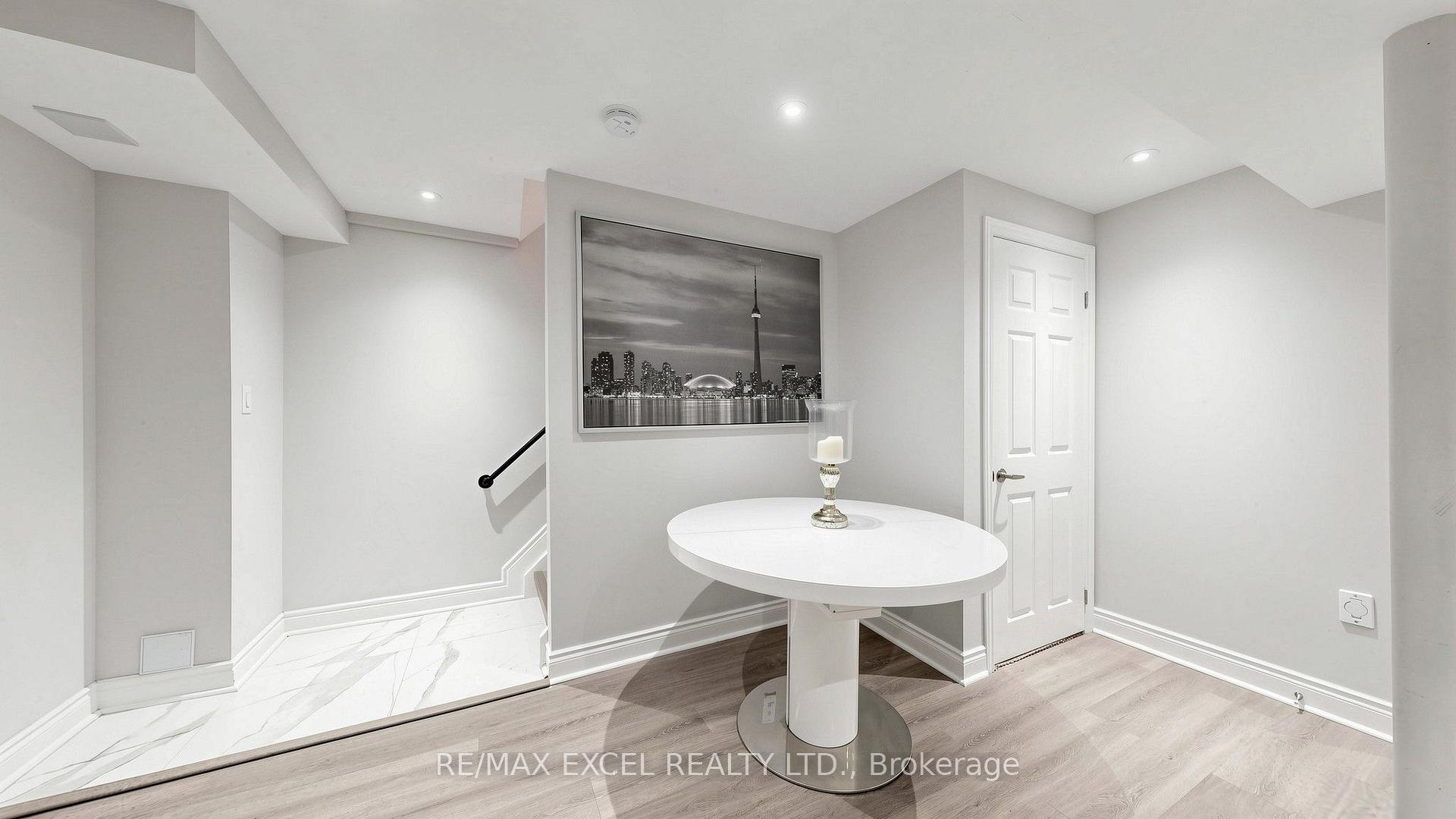 Photo 41 of 29 Bentwood Crescent, Vaughan, Patterson — HOMEH