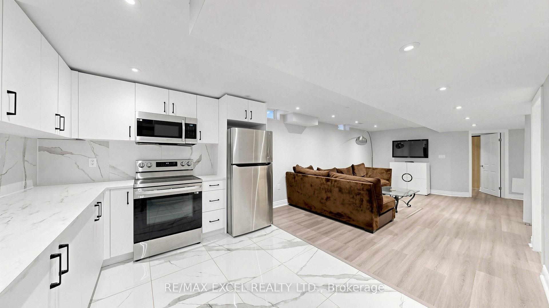 Photo 44 of 29 Bentwood Crescent, Vaughan, Patterson — HOMEH