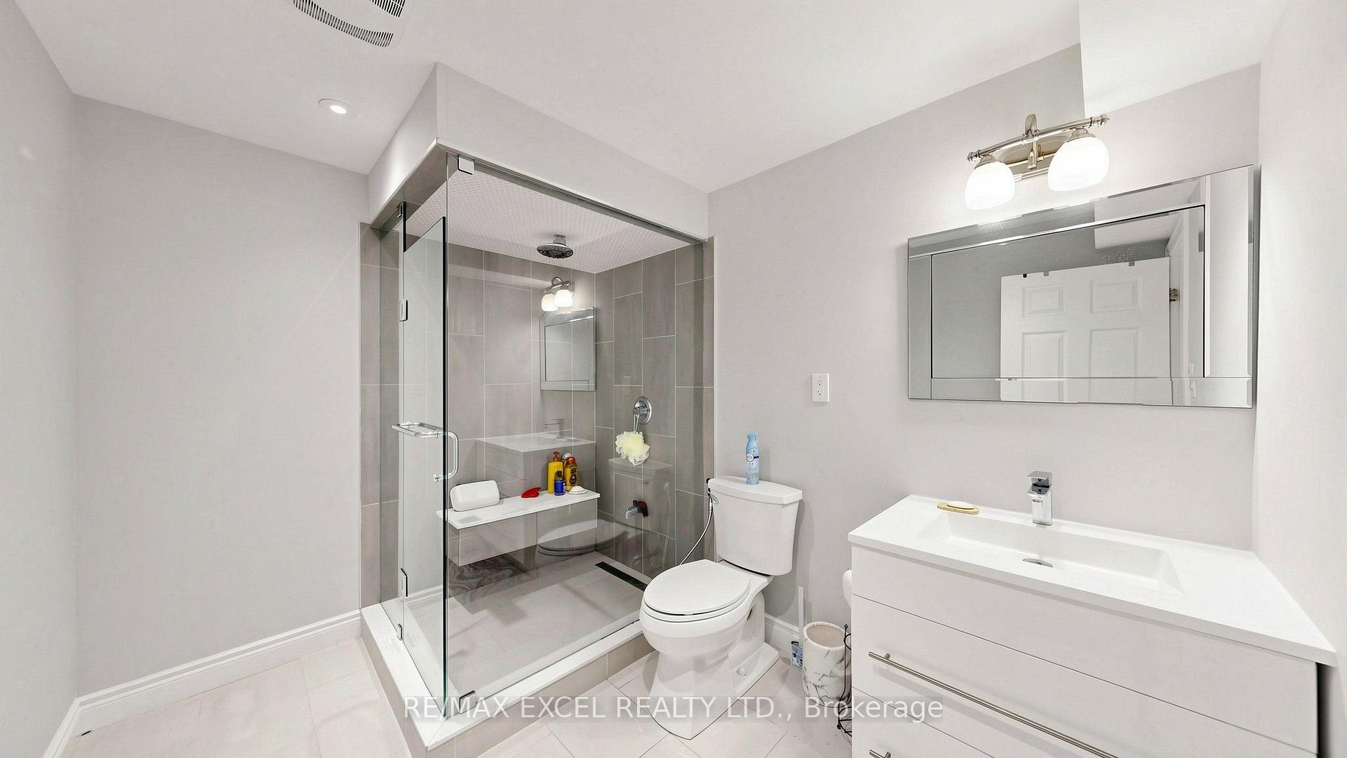 Photo 47 of 29 Bentwood Crescent, Vaughan, Patterson — HOMEH