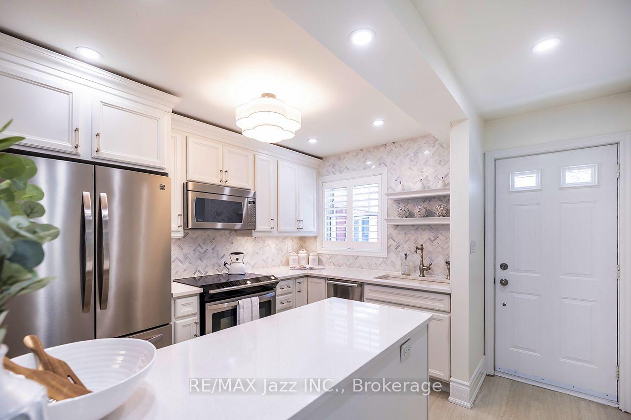 Photo 6 of Unit G4, 1669 Nash Road, Clarington, Courtice — HOMEH
