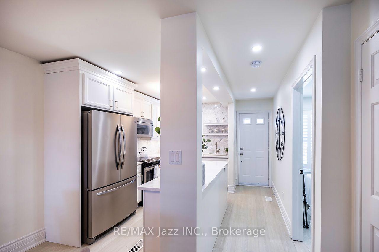 Photo 11 of Unit G4, 1669 Nash Road, Clarington, Courtice — HOMEH