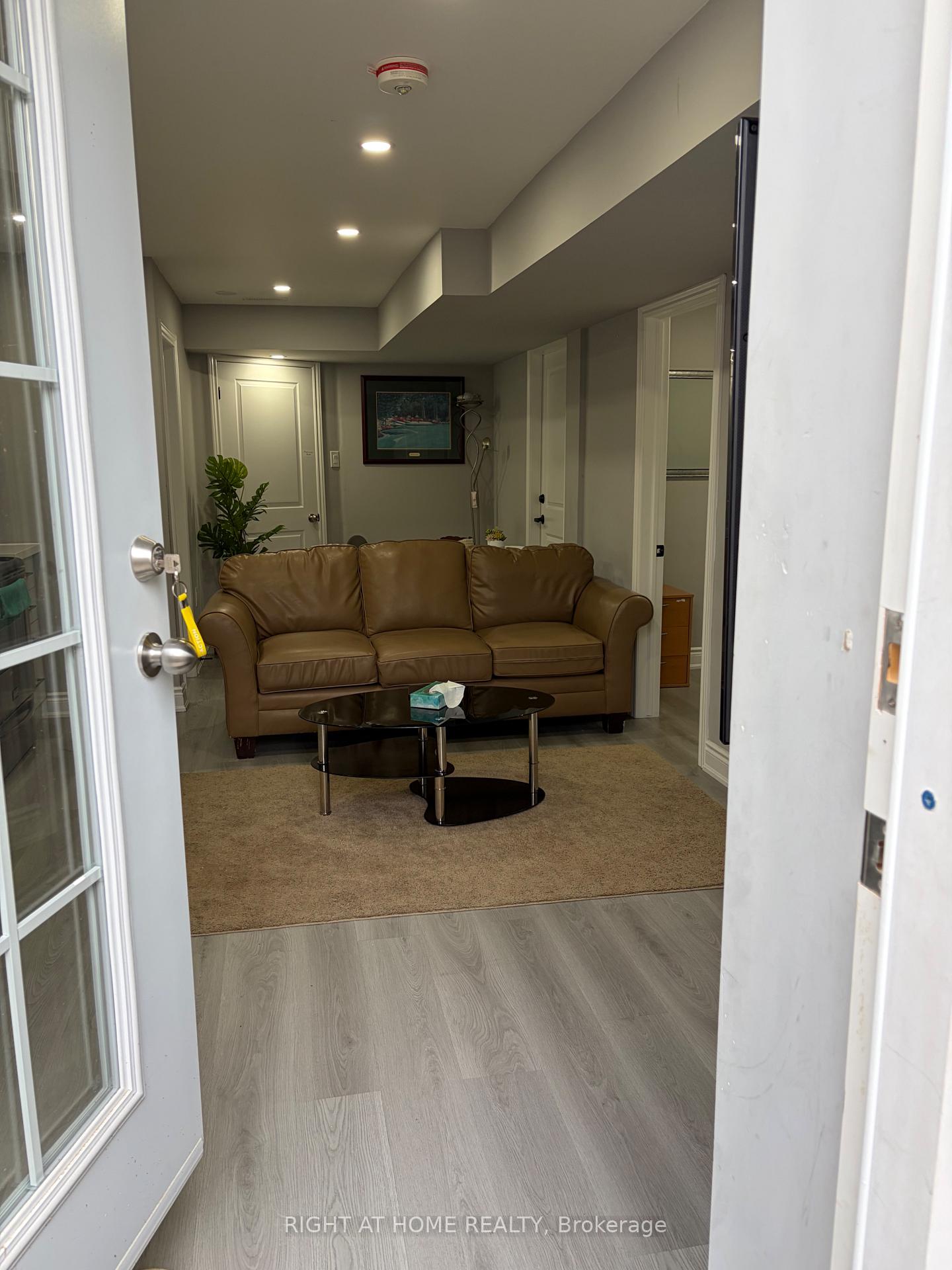 Photo 4 of Unit Basement, 156 Otterbein Road, Kitchener, Grand River North — HOMEH