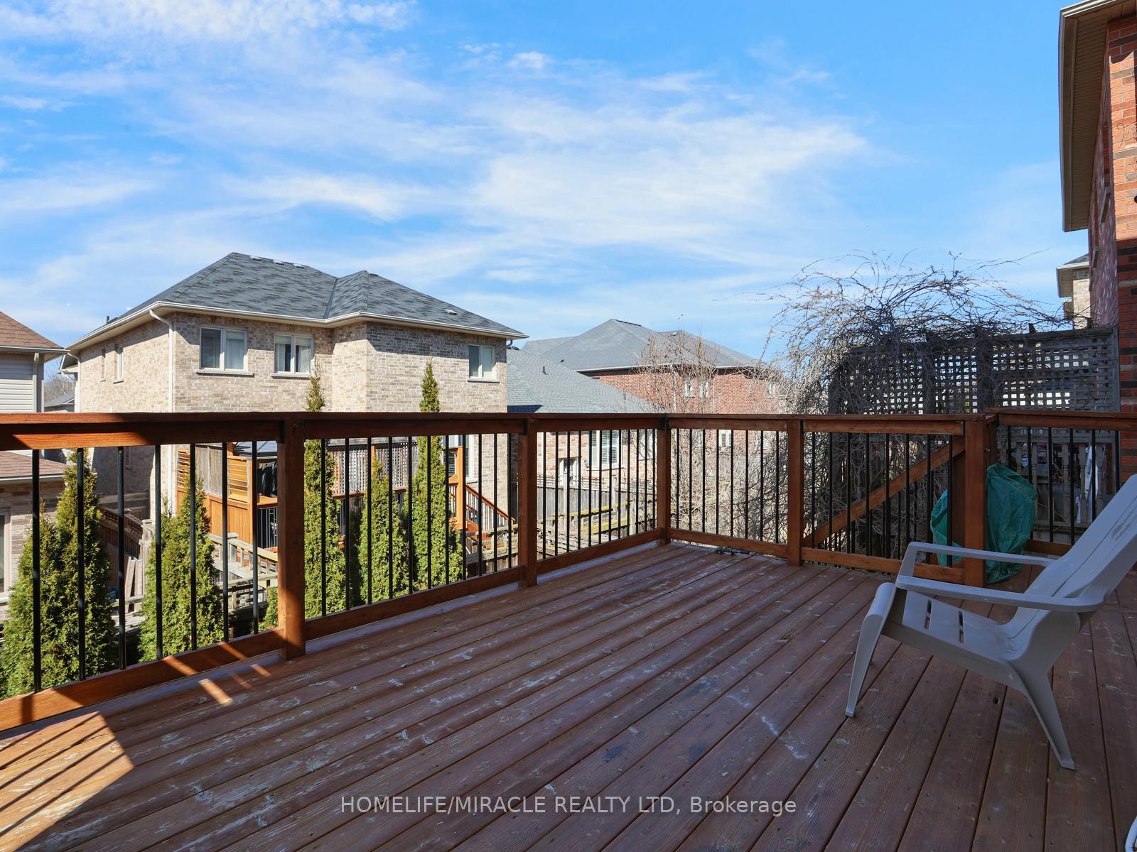 Photo 20 of 584 Pinery Trail, Waterloo, Conservation Meadows — HOMEH