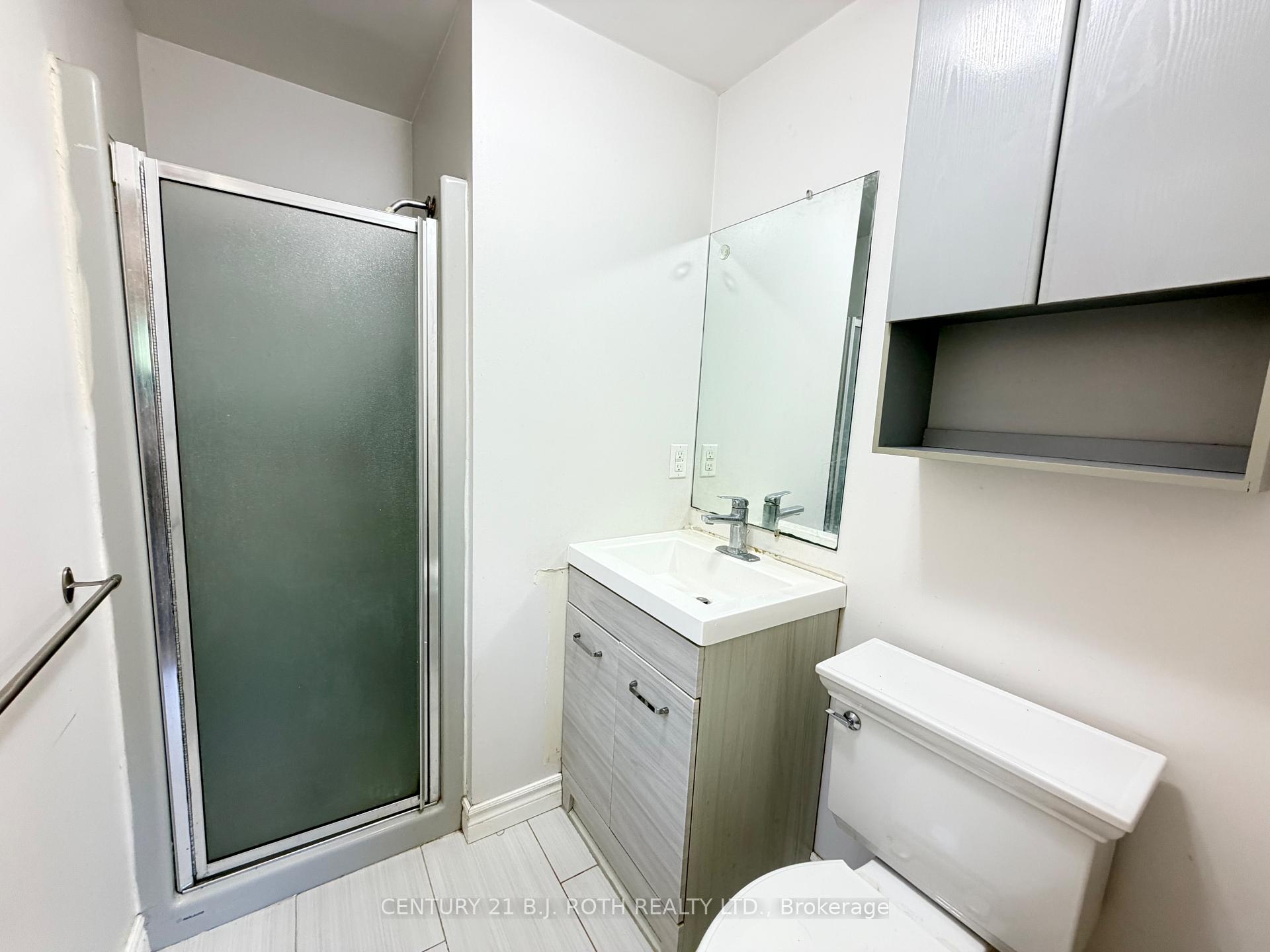 Photo 17 of Unit Upper, 29 Irwin Drive, Barrie, Northwest — HOMEH