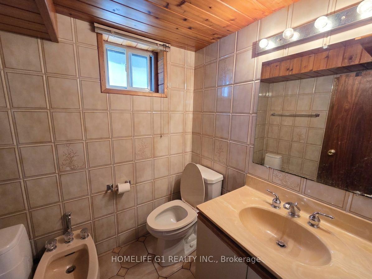 Photo 17 of 49 Kilgreggan Crescent, Scarborough, Bendale — HOMEH