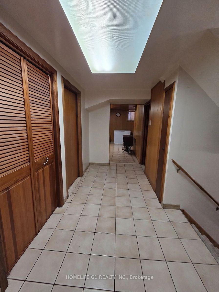 Photo 19 of 49 Kilgreggan Crescent, Scarborough, Bendale — HOMEH