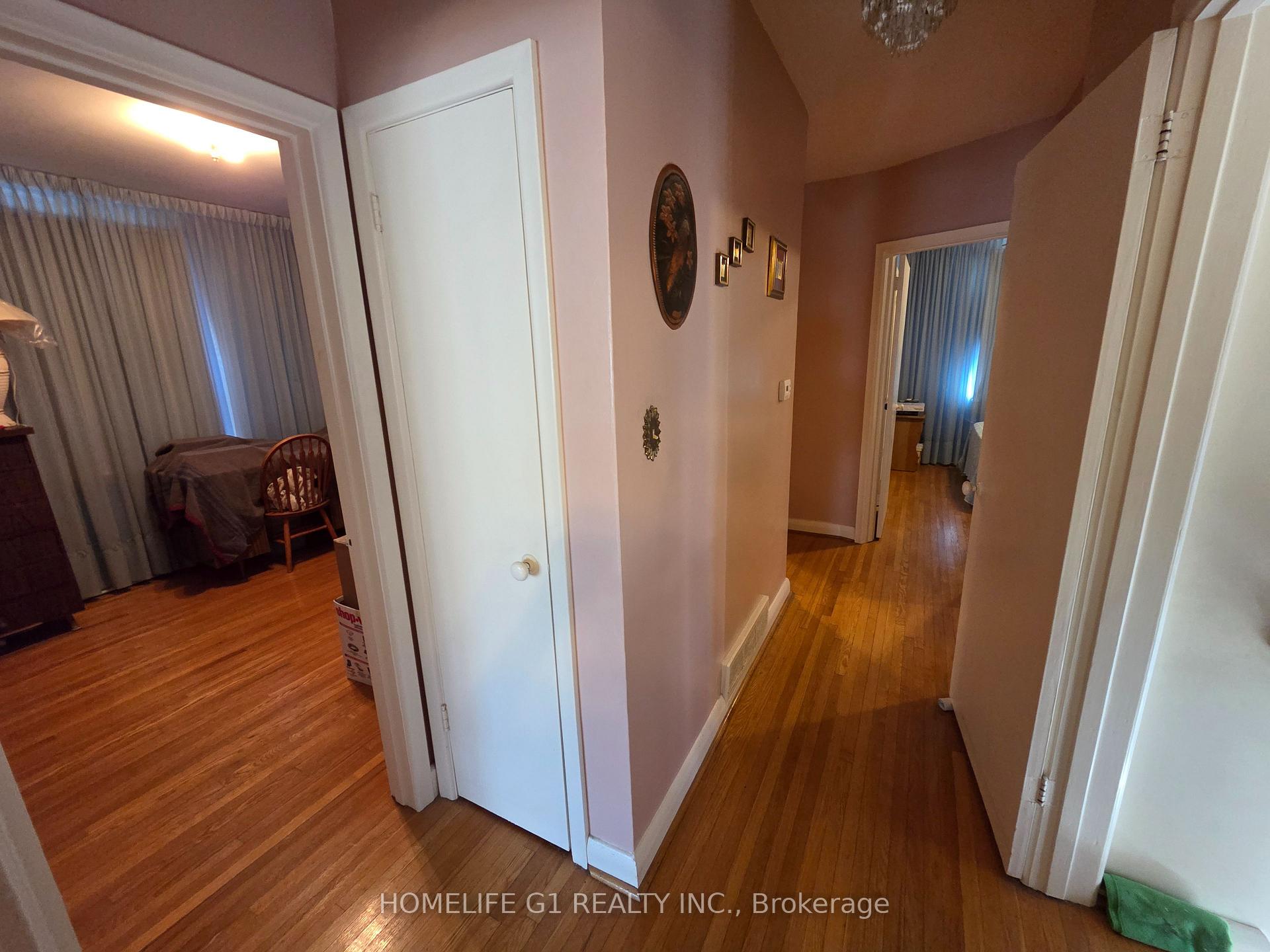 Photo 27 of 49 Kilgreggan Crescent, Scarborough, Bendale — HOMEH