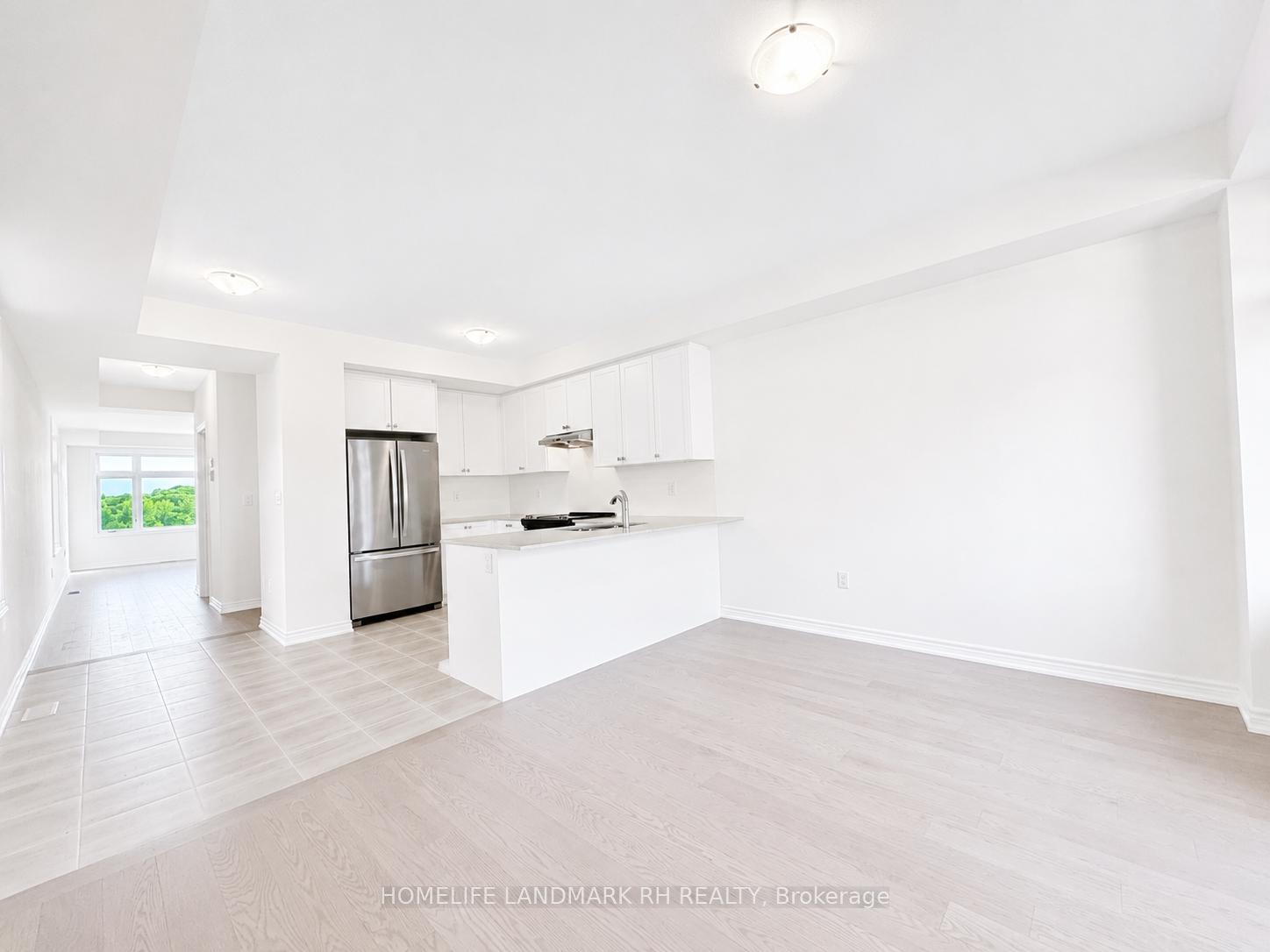 Photo 12 of 195 Berczy Green Drive, Markham, Rural Markham — HOMEH