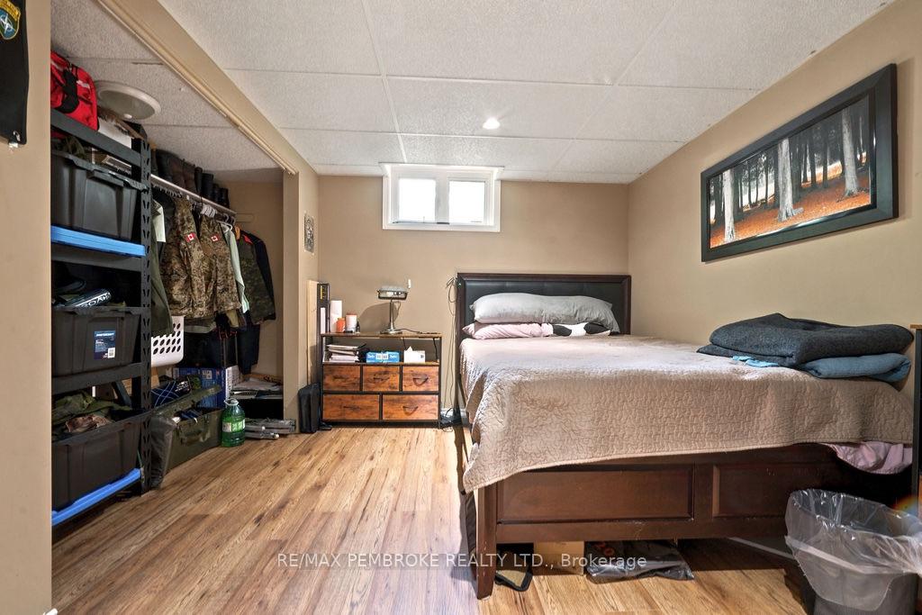 Photo 48 of 256 Oriole Crescent, Petawawa, Petawawa — HOMEH