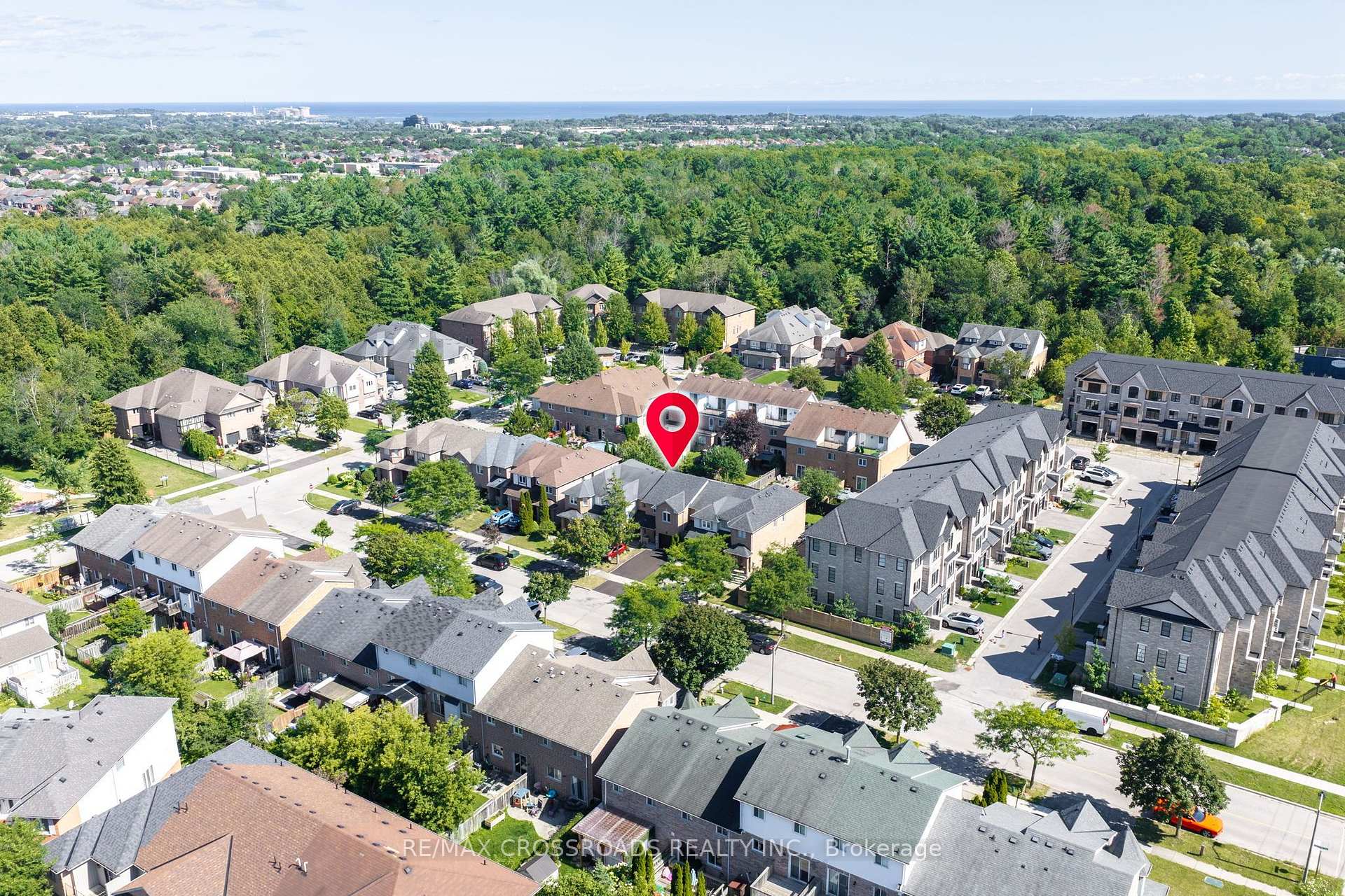 Photo 41 of 321 Sparrow Circle, Pickering, Highbush — HOMEH