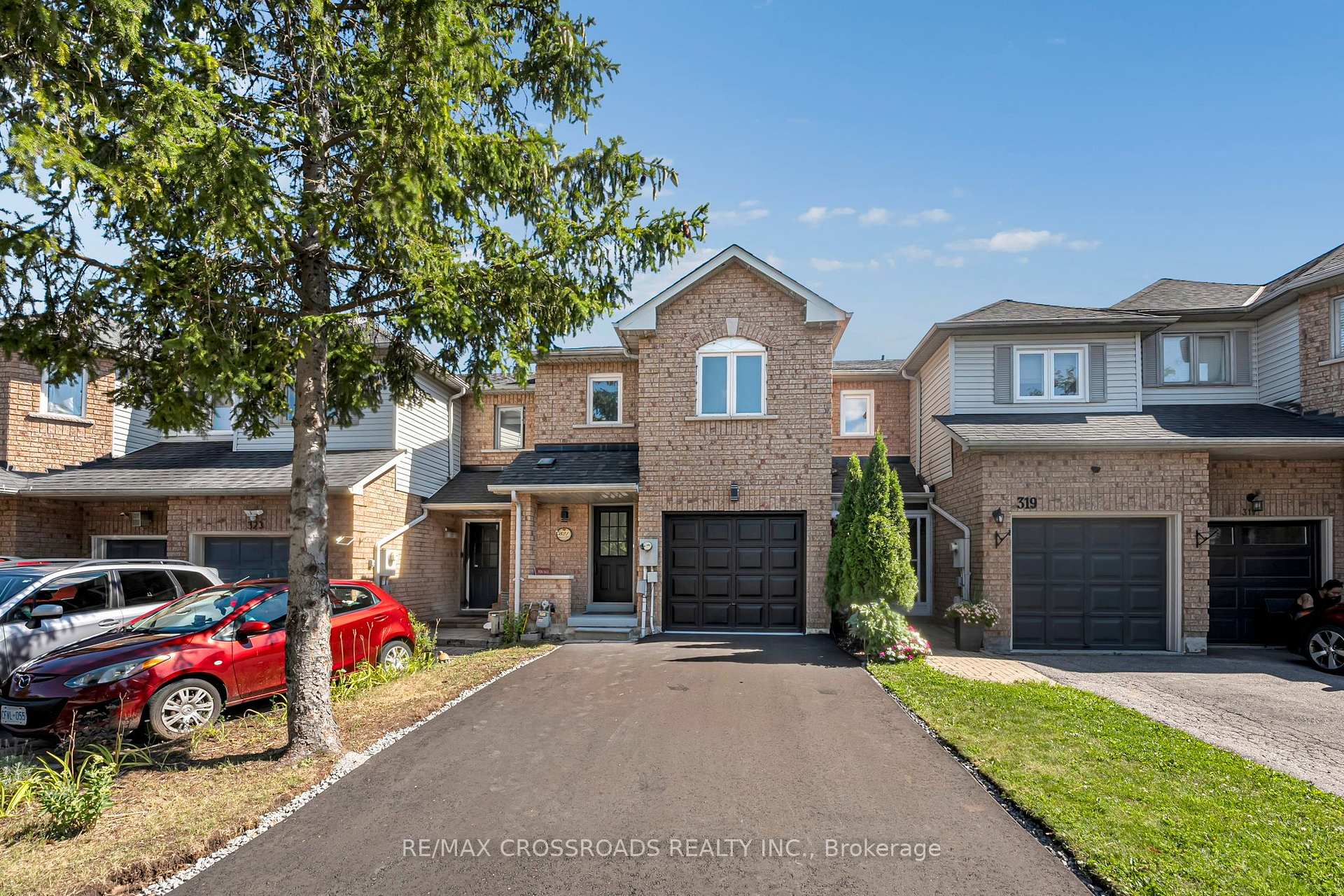 Photo 1 of 321 Sparrow Circle, Pickering, Highbush — HOMEH