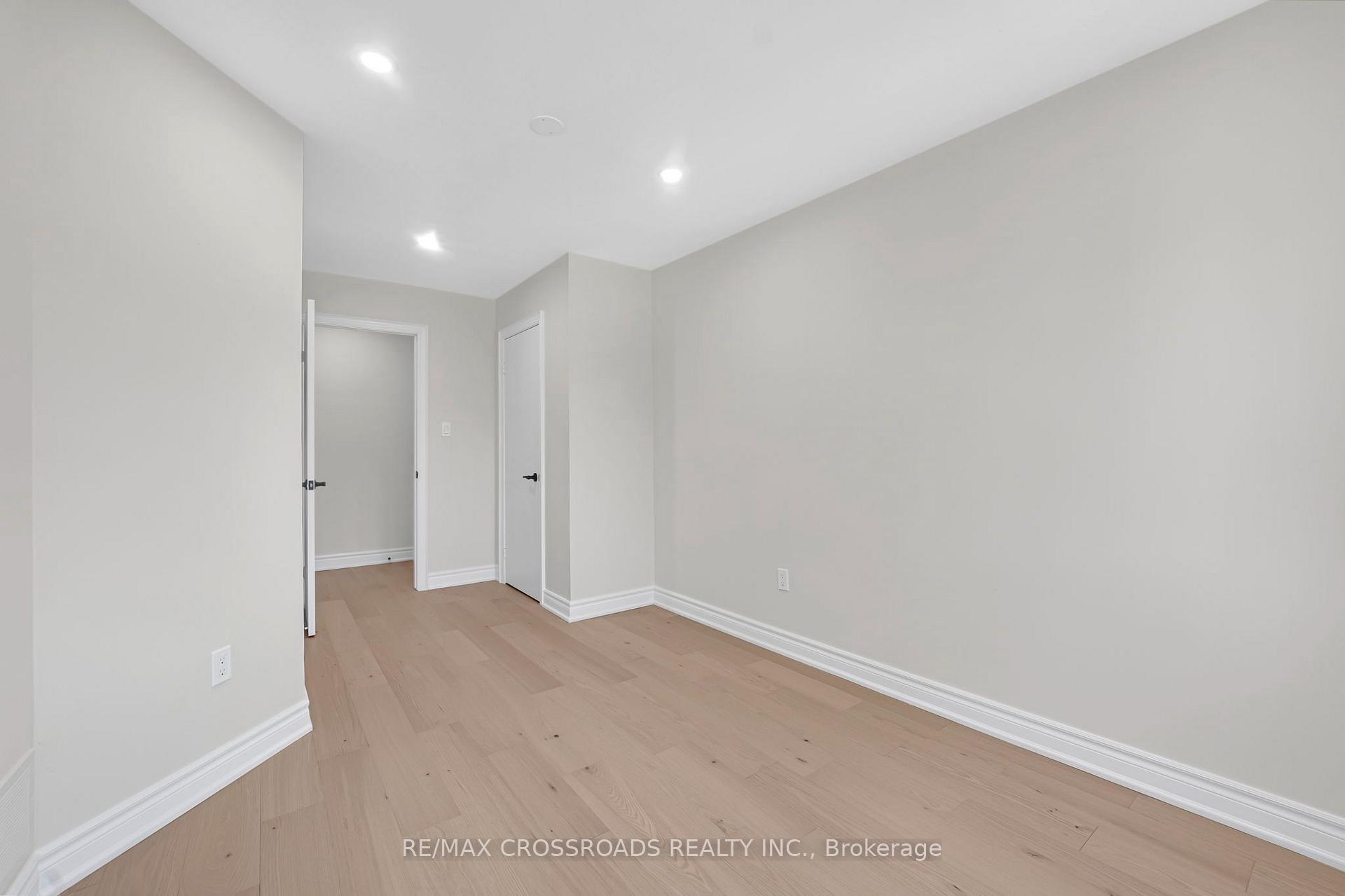 Photo 29 of 321 Sparrow Circle, Pickering, Highbush — HOMEH