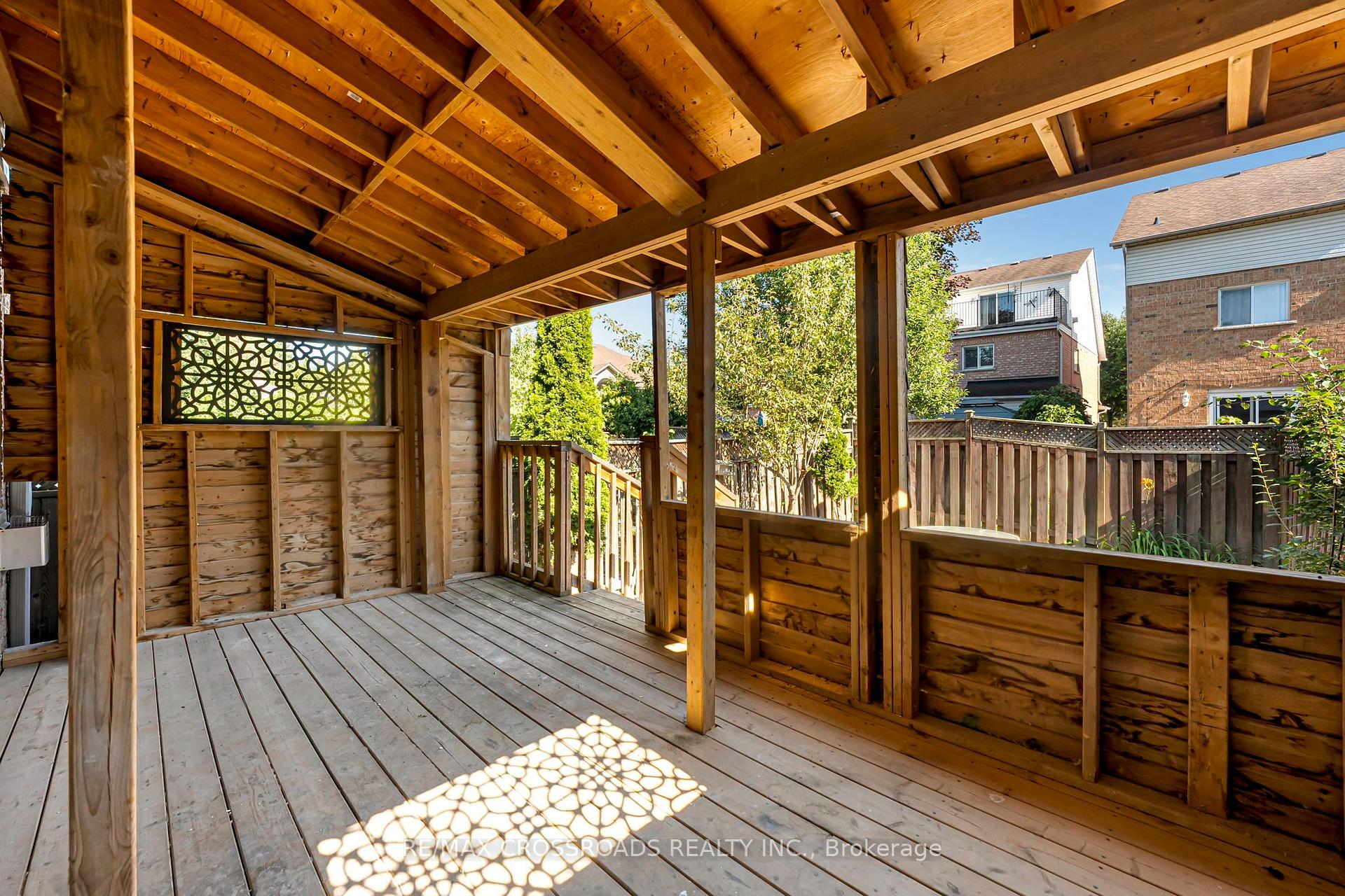 Photo 37 of 321 Sparrow Circle, Pickering, Highbush — HOMEH