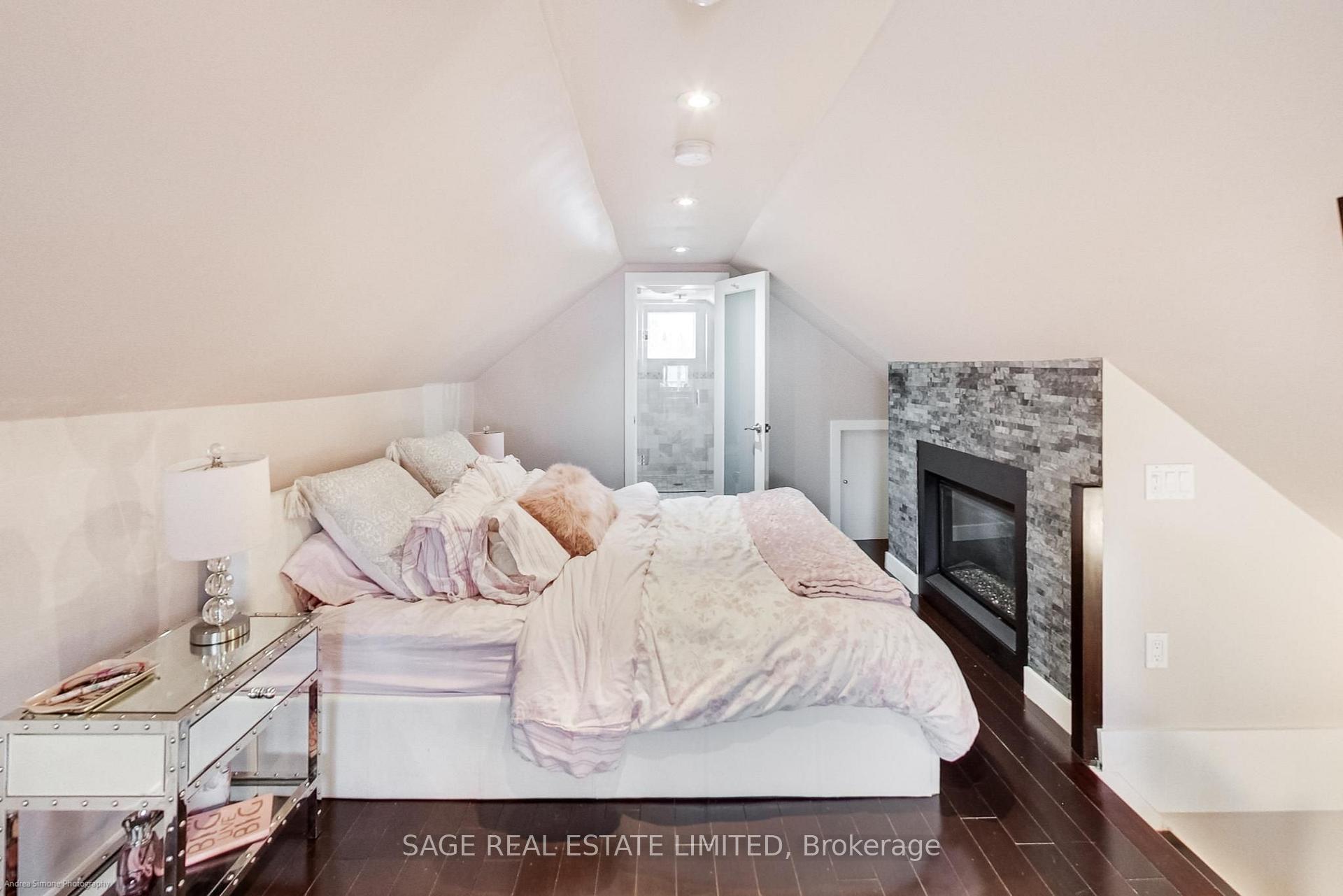 Photo 26 of 108 Beresford Avenue, Toronto, High Park-Swansea — HOMEH