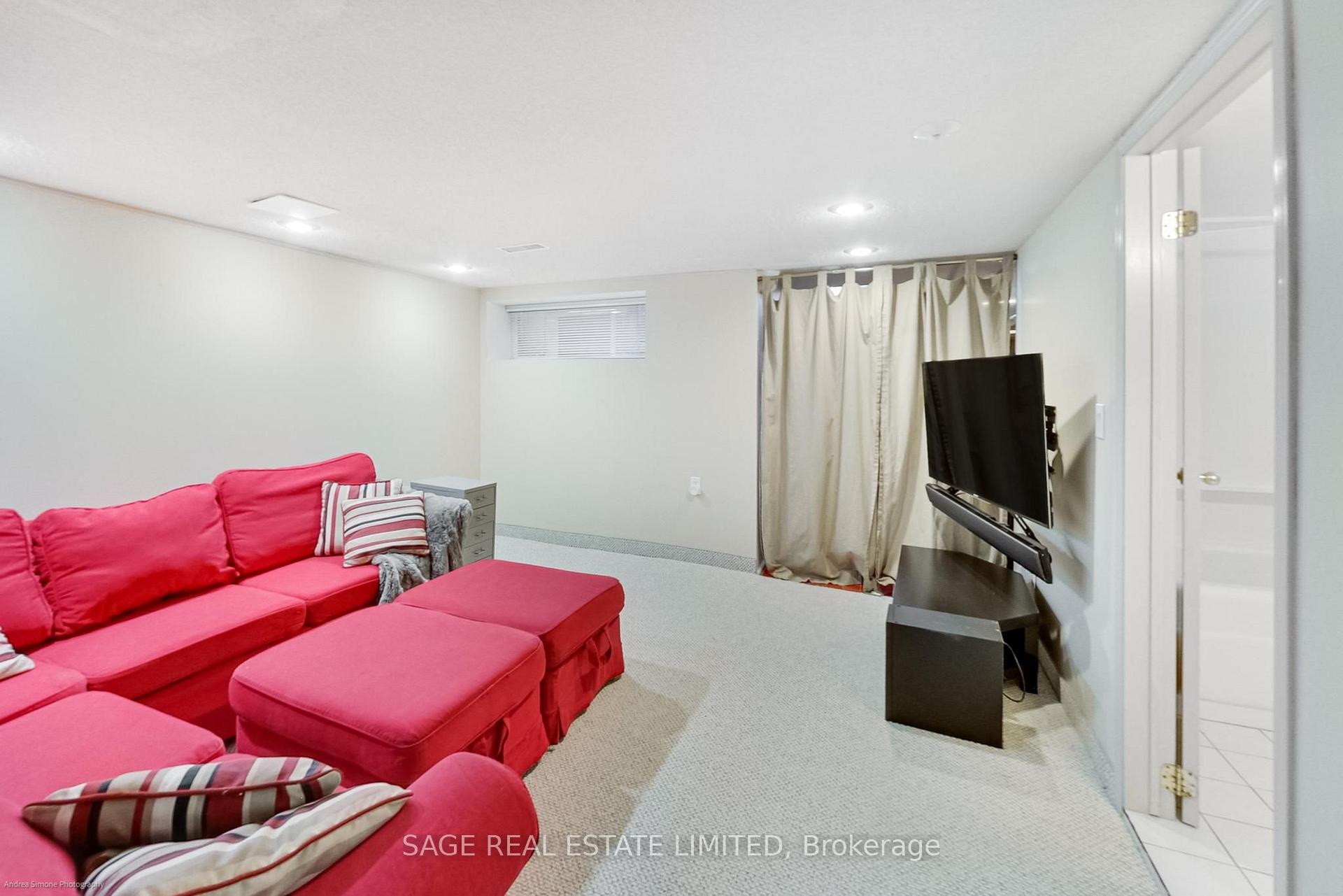 Photo 32 of 108 Beresford Avenue, Toronto, High Park-Swansea — HOMEH