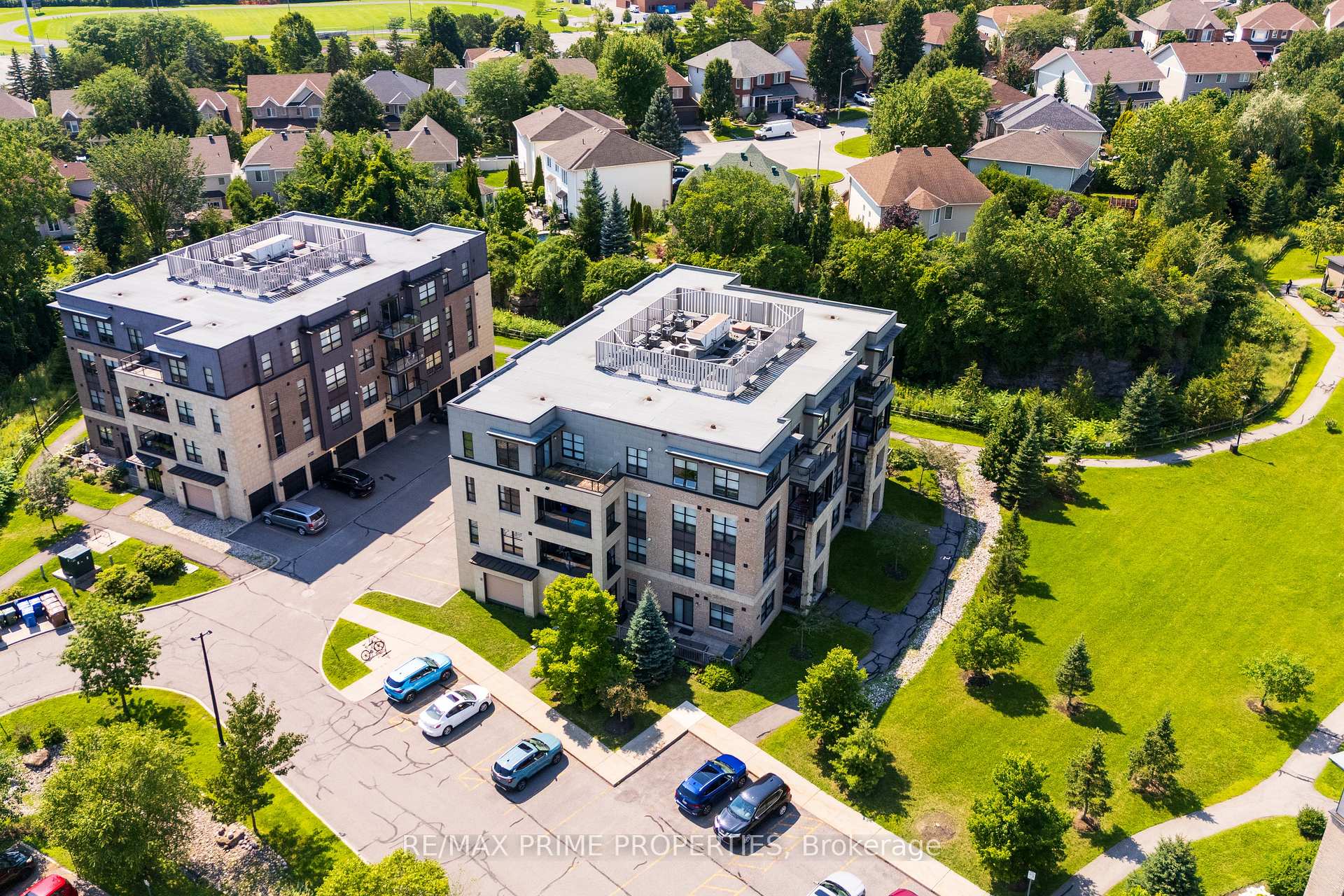 Photo 5 of Unit 302, 100 Montblanc Private, Ottawa, Convent Glen North — HOMEH