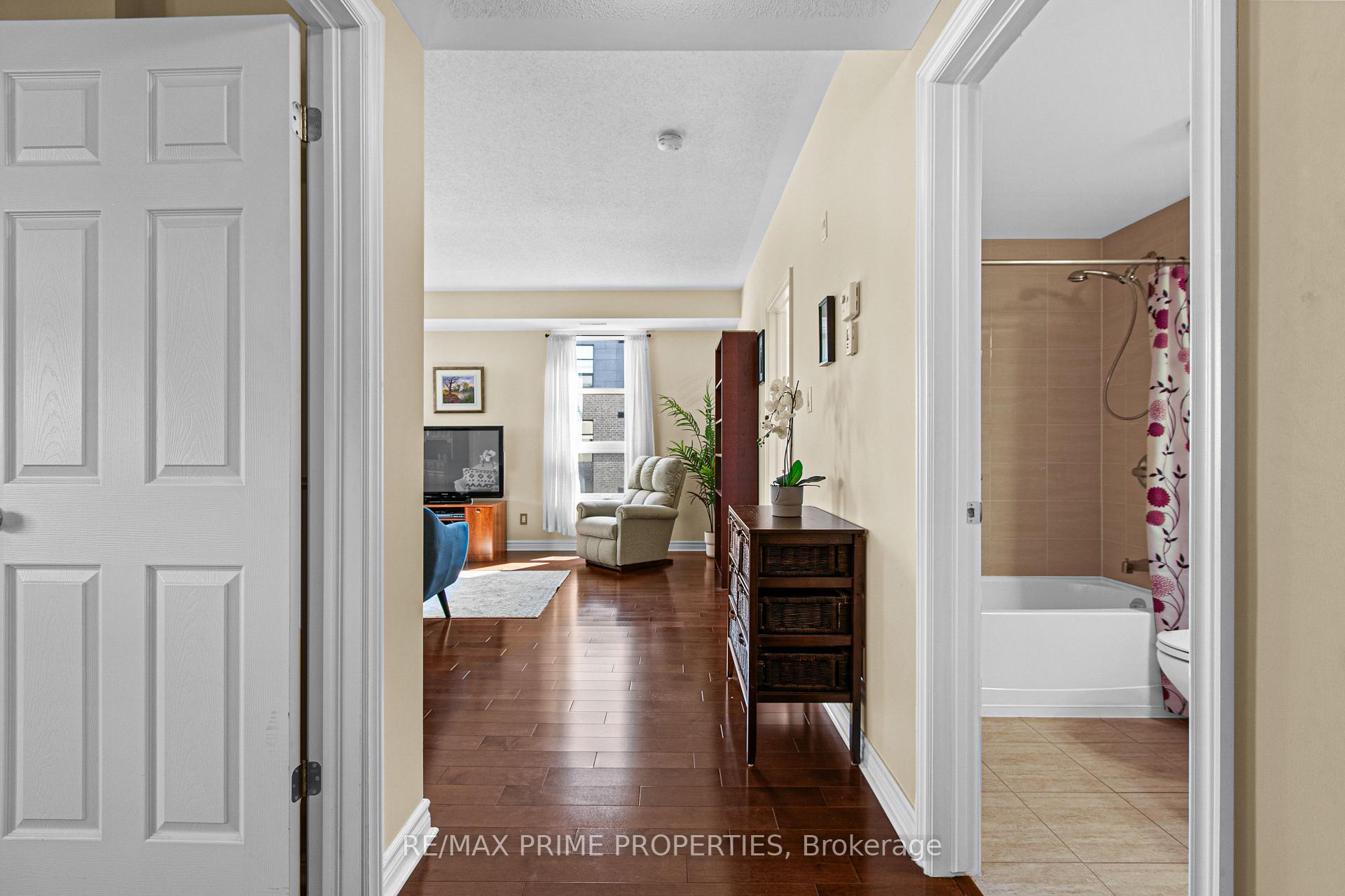Photo 16 of Unit 302, 100 Montblanc Private, Ottawa, Convent Glen North — HOMEH