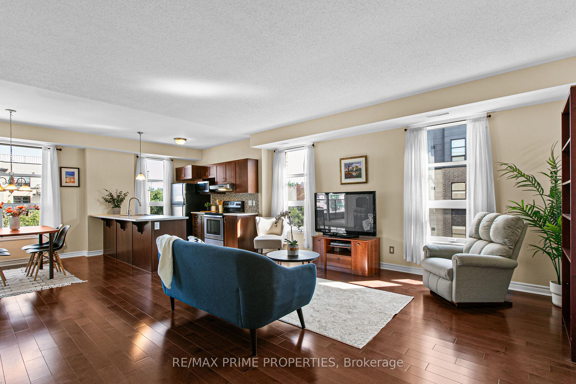 Photo 17 of Unit 302, 100 Montblanc Private, Ottawa, Convent Glen North — HOMEH